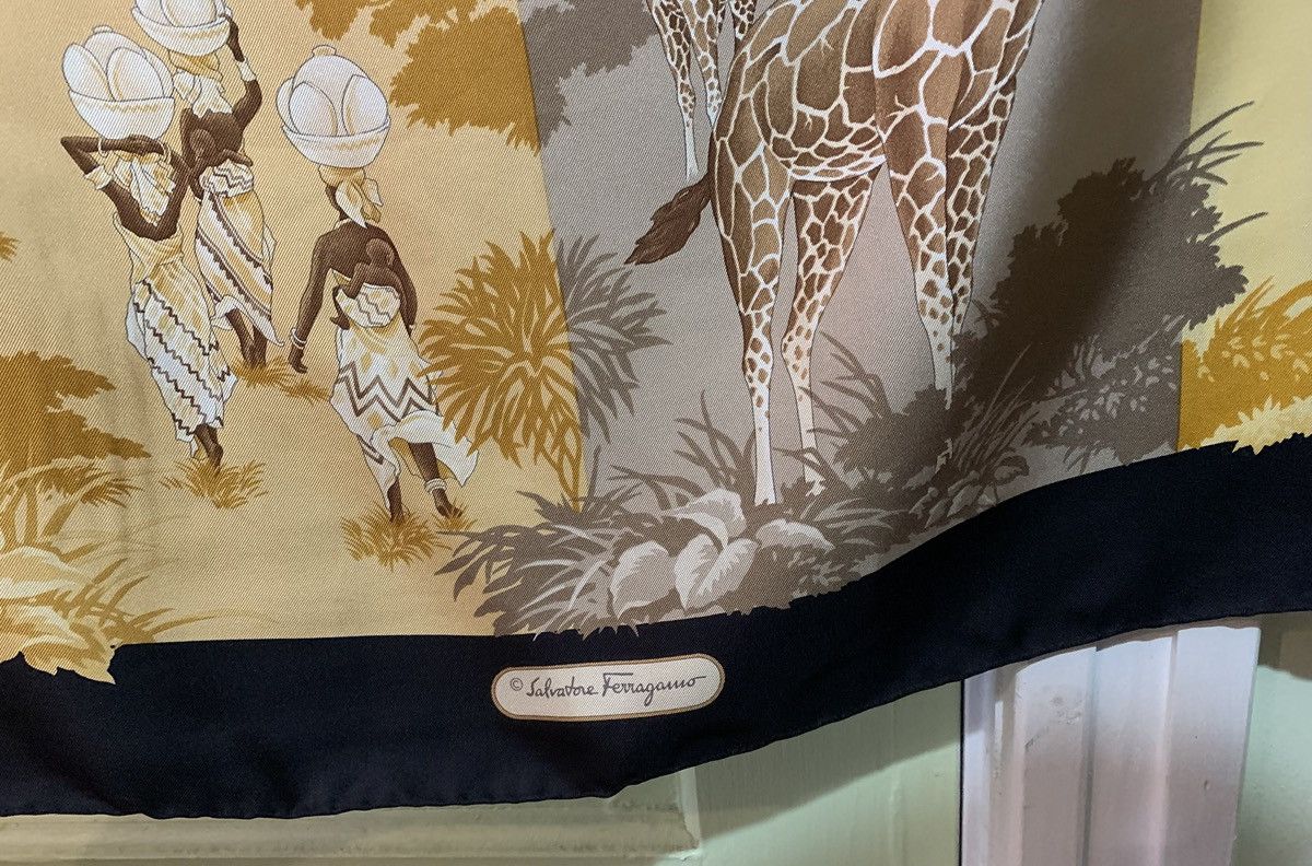 Salvatore Ferragamo Ferragamo Silk Scarf Size ONE SIZE - 3 Thumbnail