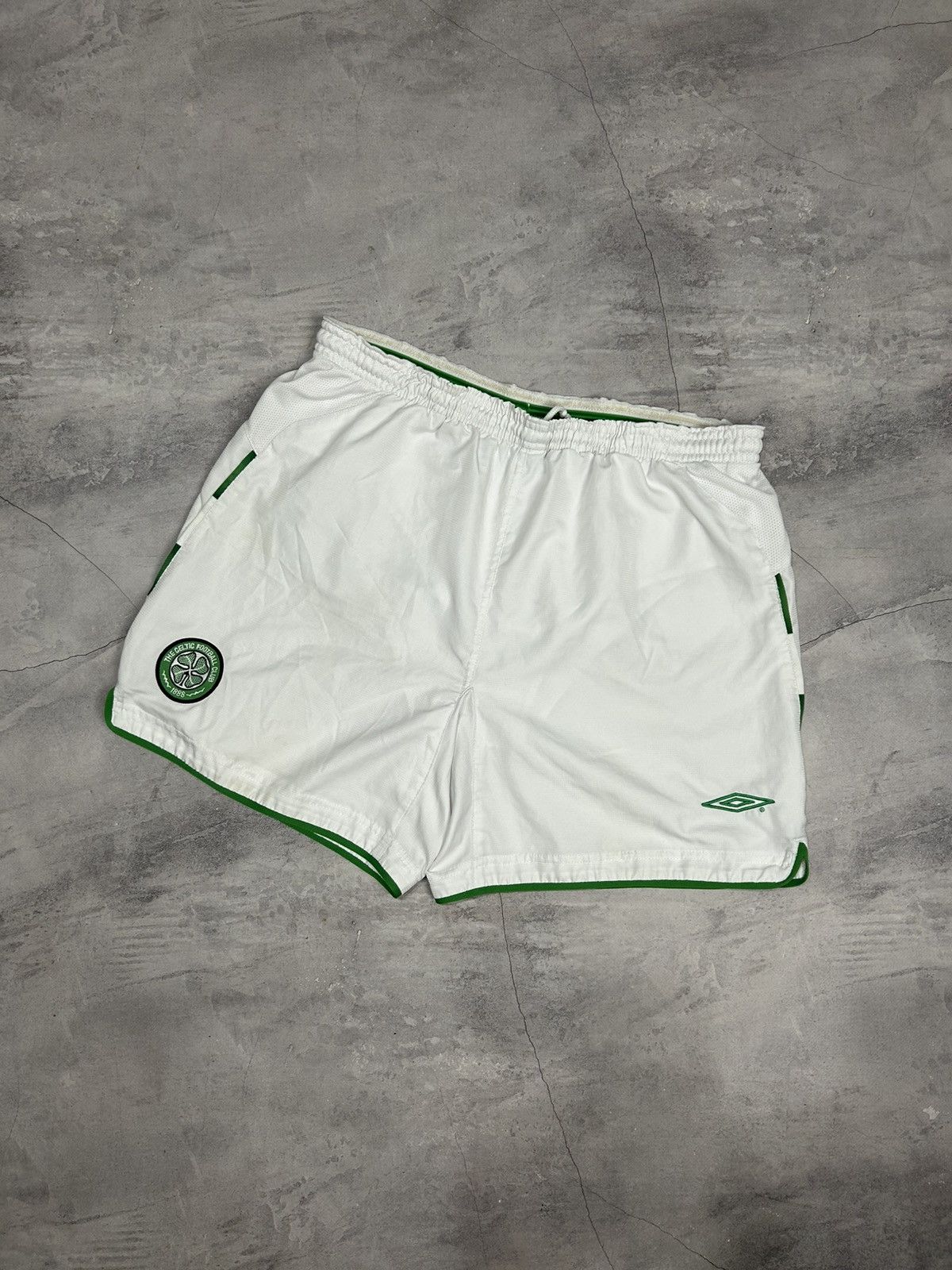 Umbro Vintage Celtic Shorts Umbro 2003 2004 Size US 32 / EU 48 - 1 Thumbnail