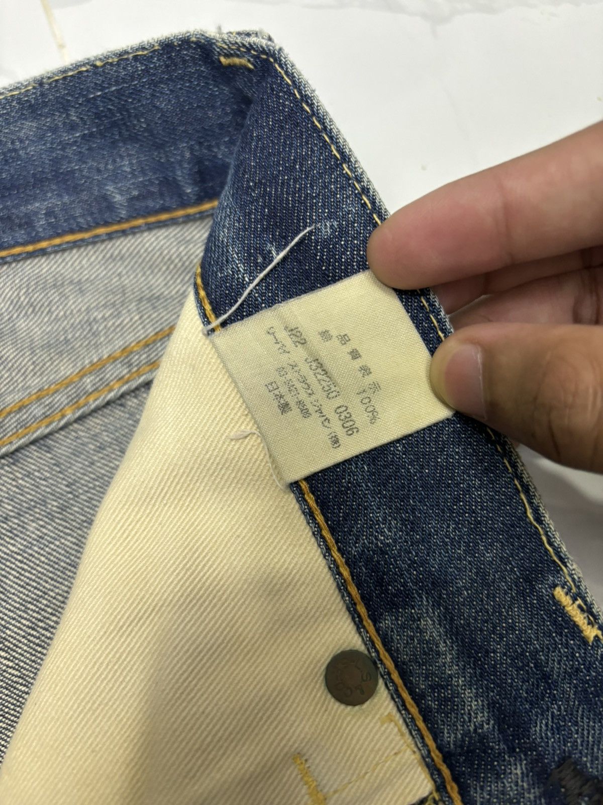 Levi's VINTAGE LEVIS 501 BIG E SELVEDGE REDLINE DISTRESSED DENIM Size US 29 - 11 Thumbnail