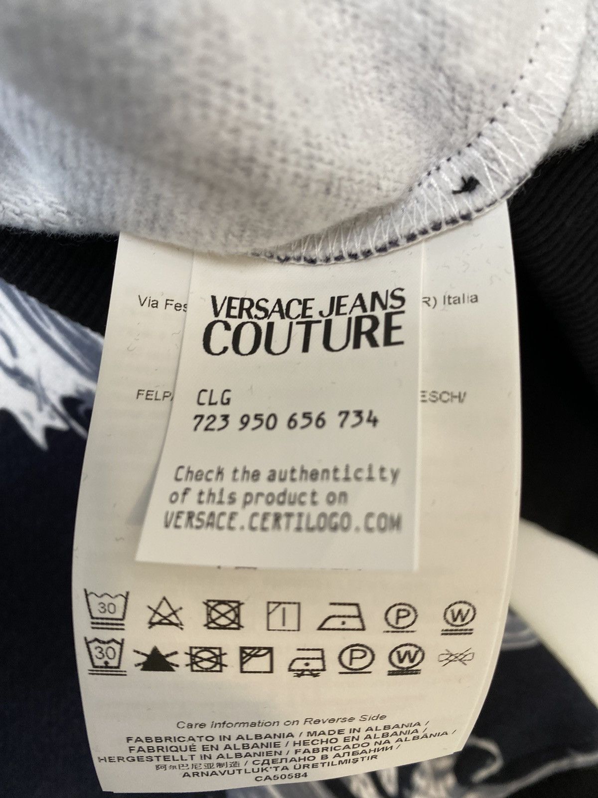 Versace Jeans Couture Versace Jeans Culture Chromo Couture sweatshirt, size M new Size US M / EU 48-50 / 2 - 12 Thumbnail