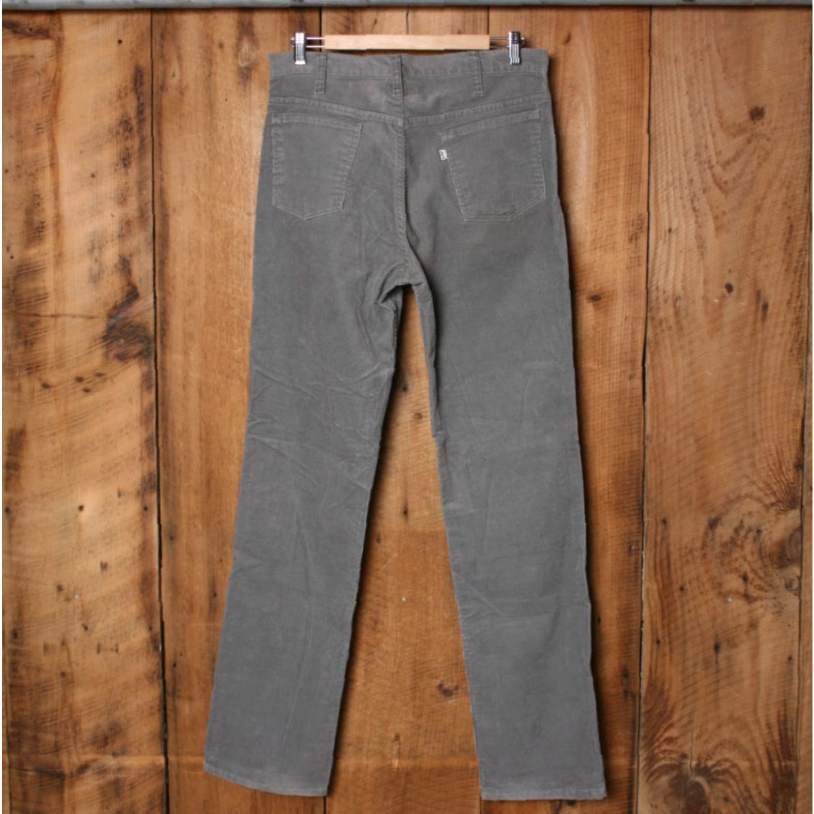 Levi's VINTAGE Levi's 519 Corduroy Pants Straight Mens 32x33 Gray Made in USA, 75% Cotton 25% Polyester, Flat Front, Zip Closure Size US 32 / EU 48 - 3 Thumbnail