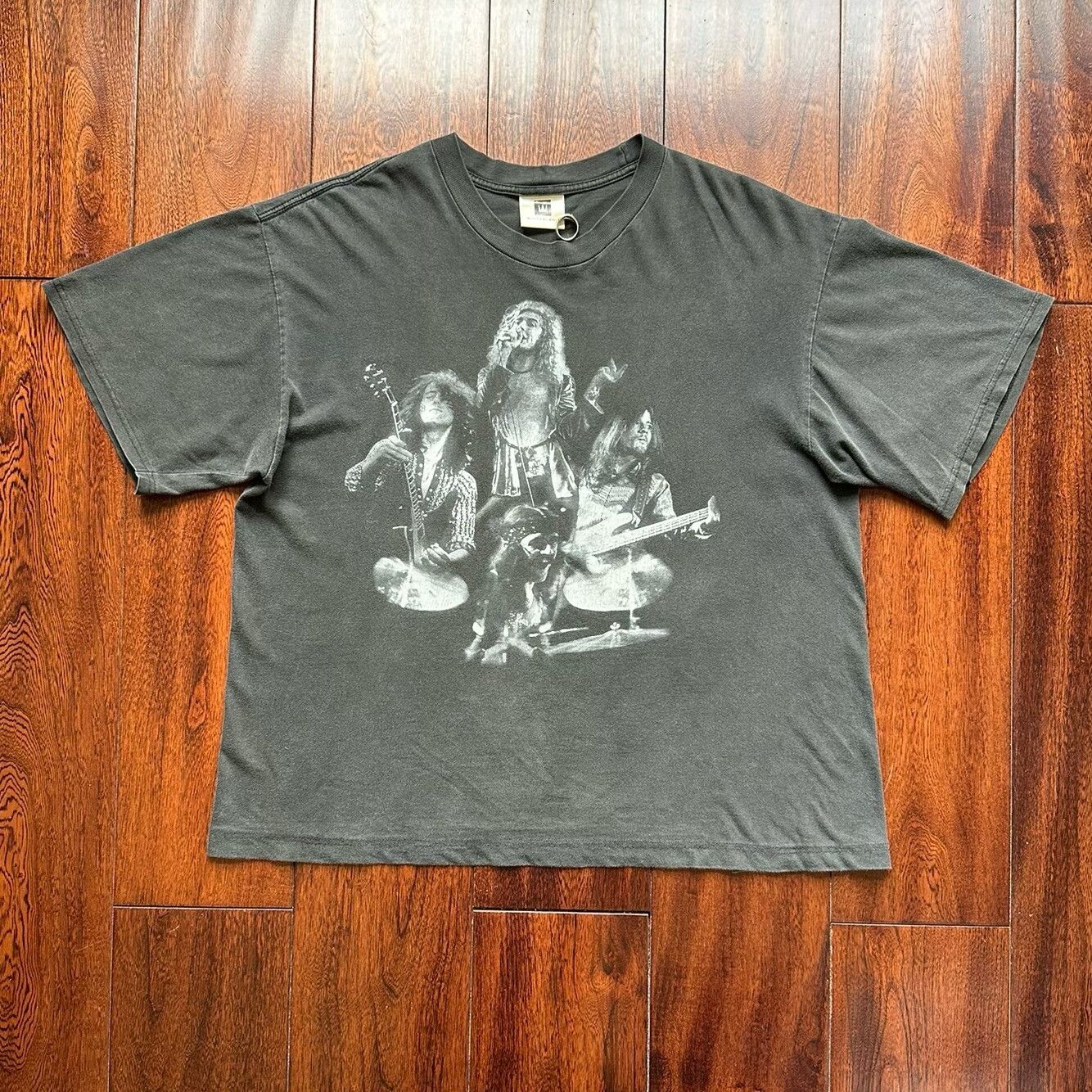 Vintage Vintage 1990s Led Zeppelin Fade Tee Size US M / EU 48-50 / 2 - 1 Thumbnail