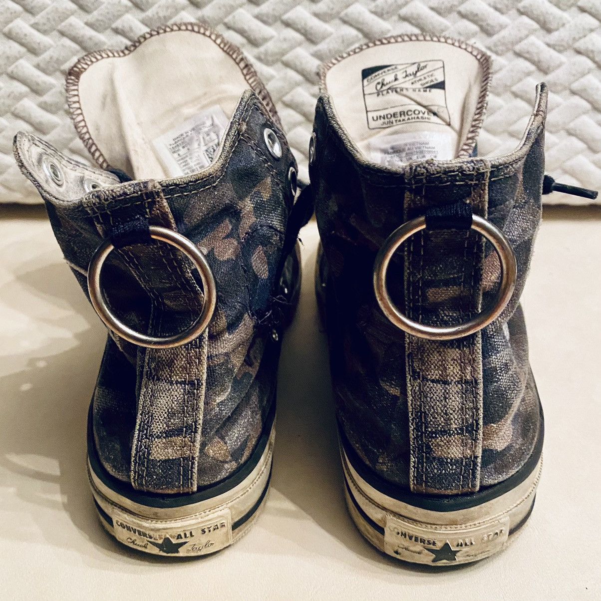 Converse × Undercover Distressed Converse x Undercover Jun Takahashi Chuck 70 Wm 6 Size US 6 / IT 36 - 14 Thumbnail