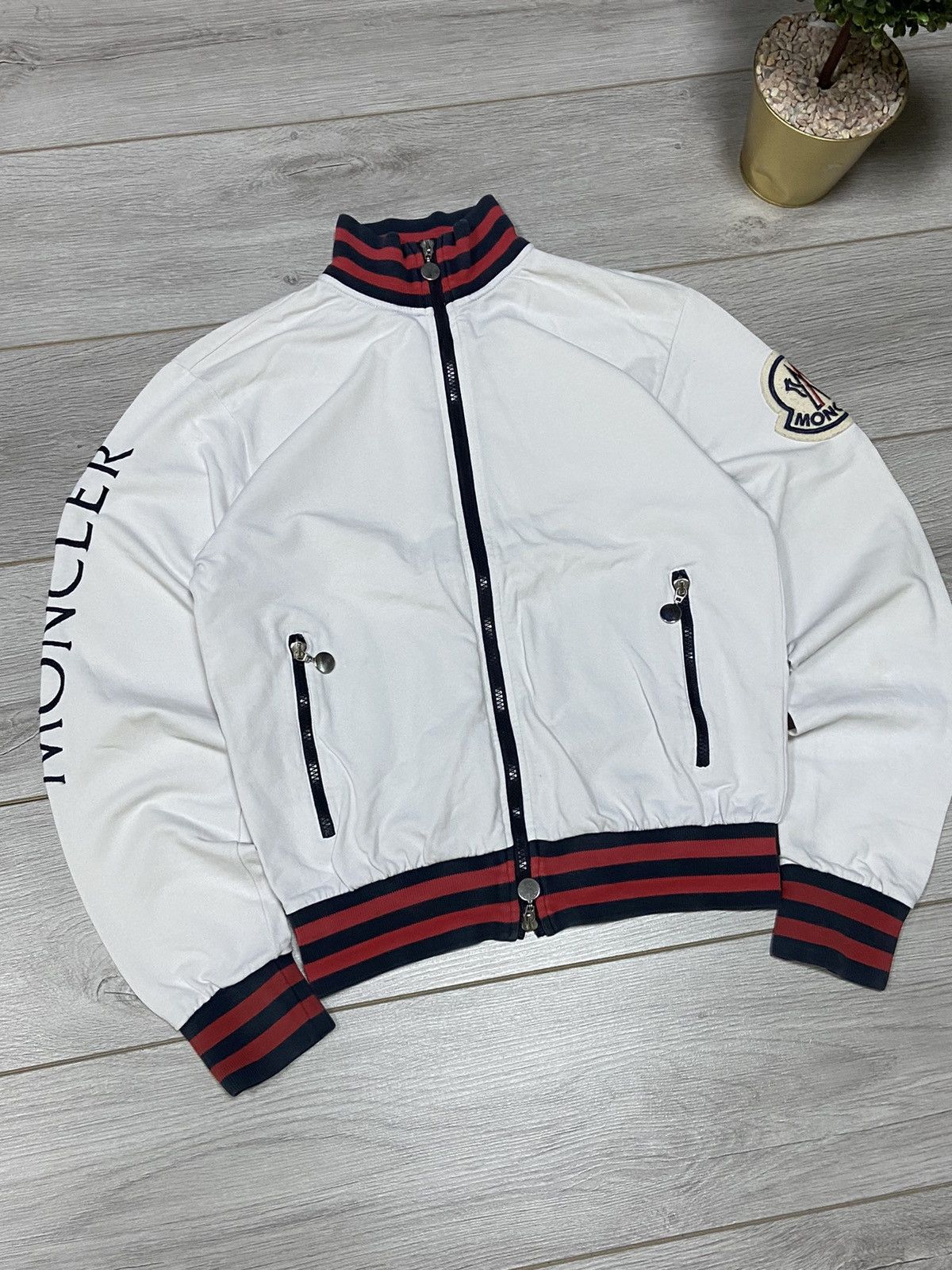 Moncler Moncler big logo stripes embroidered bomber Size US M / EU 48-50 / 2 - 5 Thumbnail