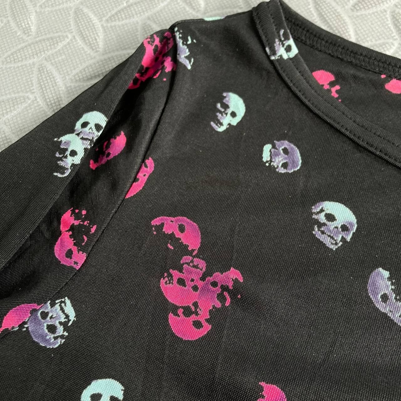 Hysteric Glamour Vintage 90’s Skulls Print Mesh Long sleeves Top Size XS / US 0-2 / IT 36-38 - 8 Thumbnail
