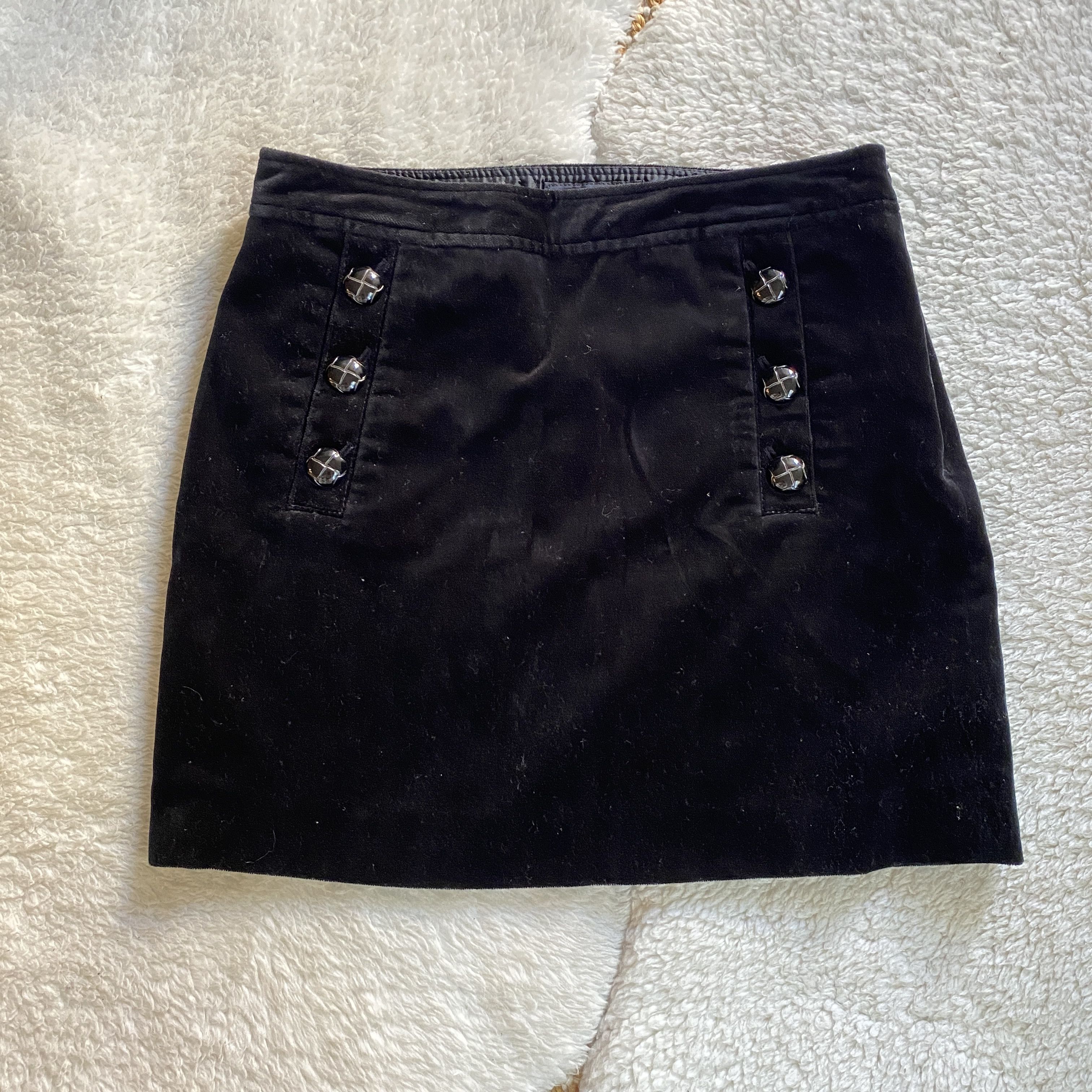 Banana Republic Banana Republic Black Velvet Velour Mini Skirt Size 26" / US 2 / IT 38 - 12 Thumbnail