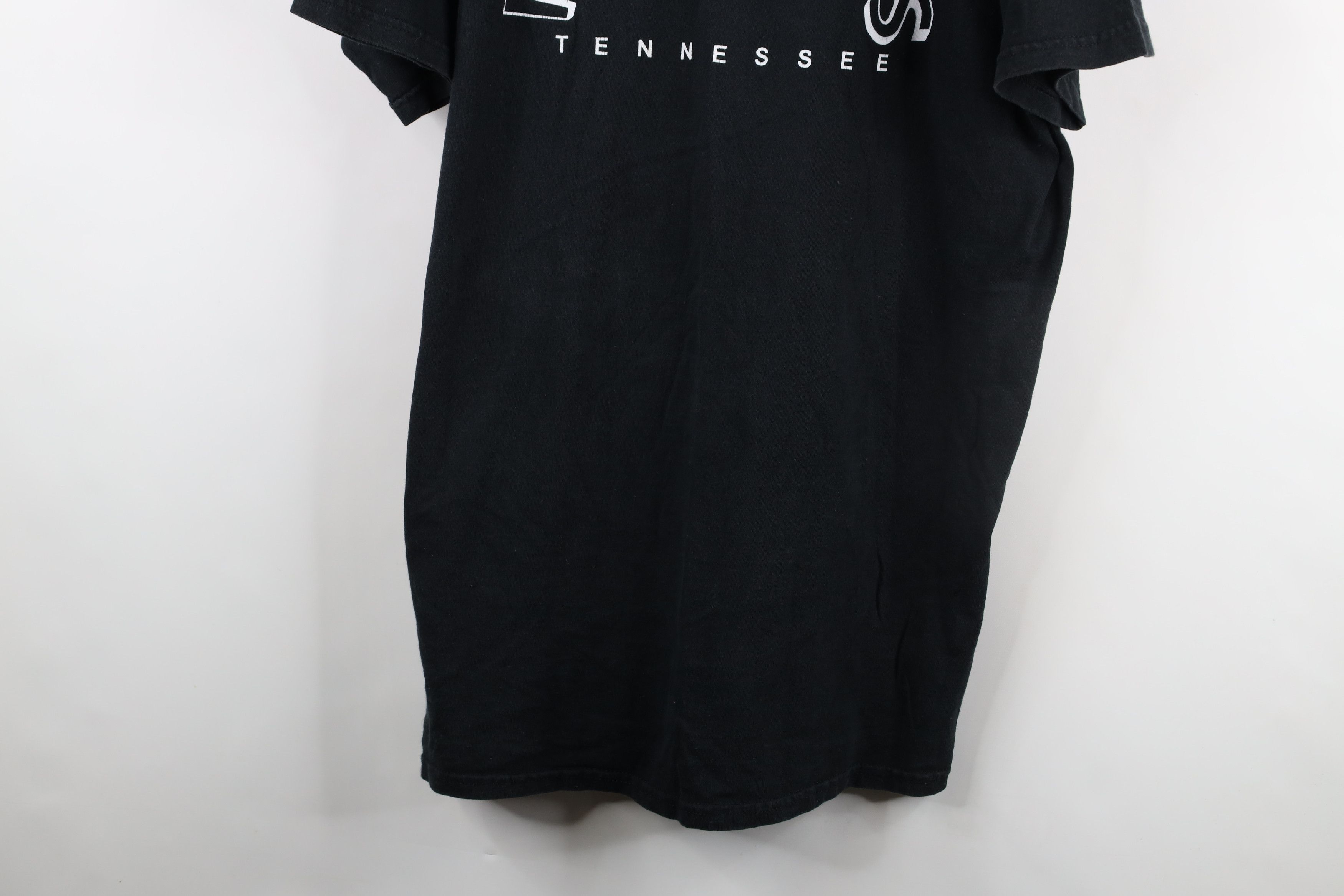 Vintage Vintage 90s Streetwear Spell Out Memphis Tennessee T-Shirt Size US XXL / EU 58 / 5 - 3 Thumbnail