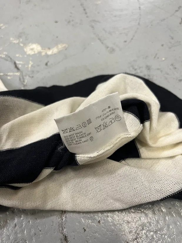Prada 2000s Prada Black & White Striped Sweater Size US M / EU 48-50 / 2 - 10 Thumbnail