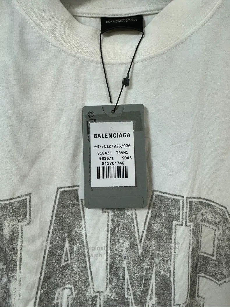 Balenciaga Balenciaga Letter Pattern Printed Round Neck Casual Short Size US S / EU 44-46 / 1 - 5 Thumbnail