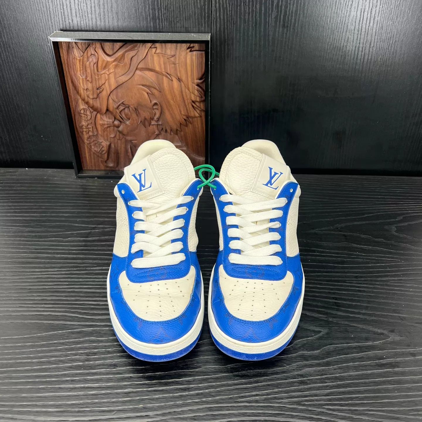 Louis Vuitton LV Rivoli White & Blue 8.5/42.5 Size US 9.5 / EU 42-43 - 4 Thumbnail