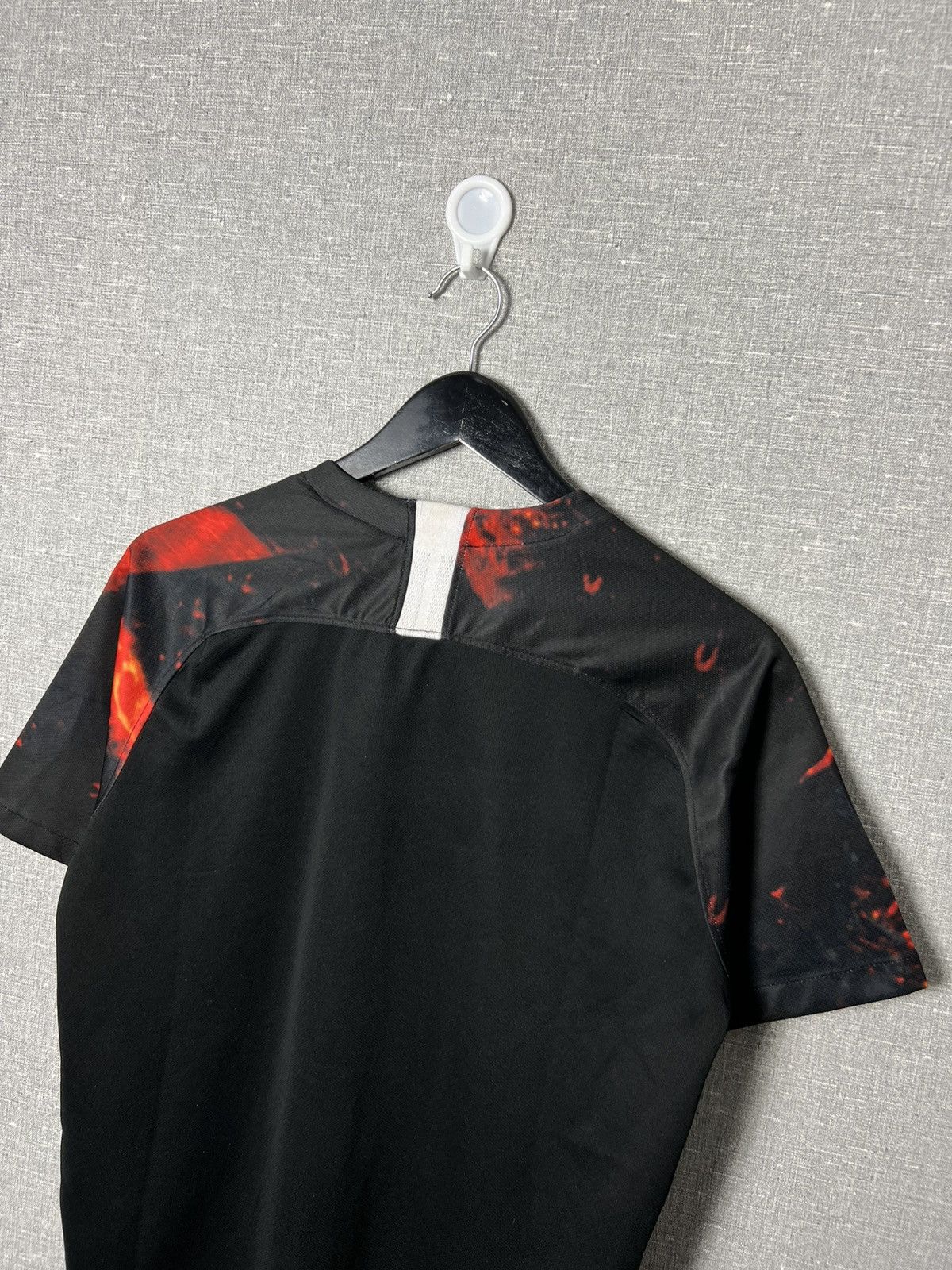 Other Nike Paris Saint-Germain Flame All Over Printed Jersey Size US M / EU 48-50 / 2 - 10 Thumbnail