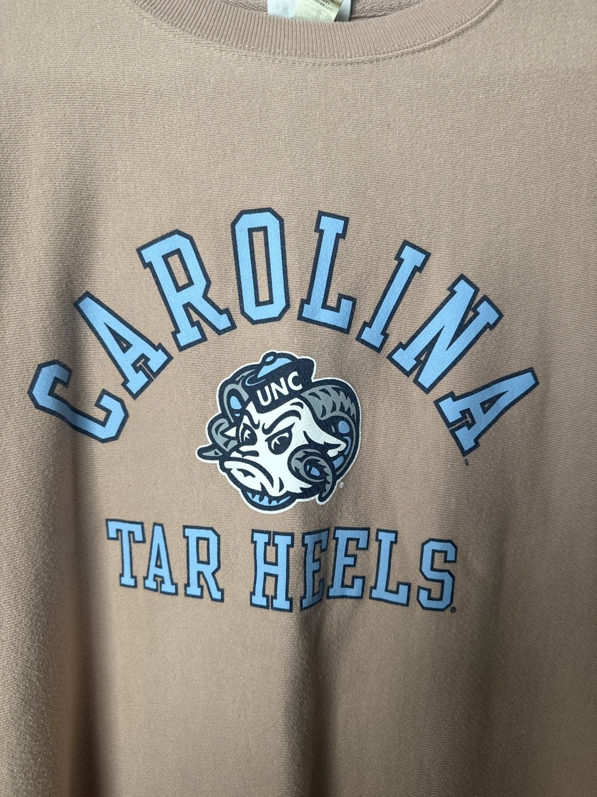 Champion very nice, rare unc tar heels long sleeve Size US L / EU 52-54 / 3 - 1 Thumbnail