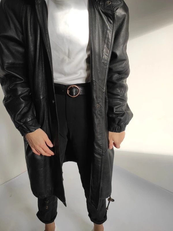 Leather Unique 90s Vintage Leather Coat Size M / US 6-8 / IT 42-44 - 2 Thumbnail
