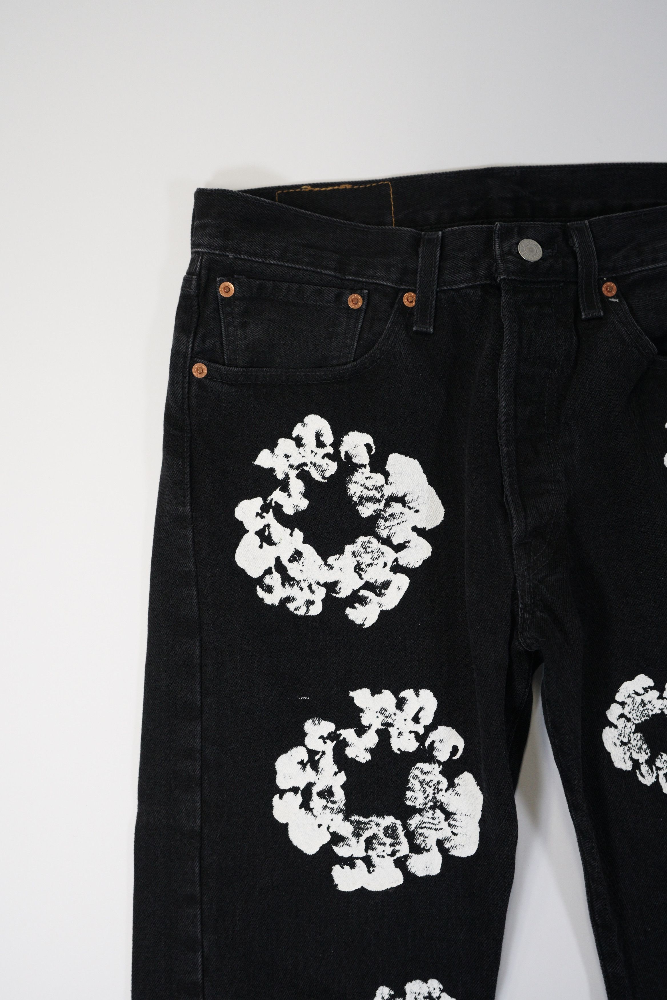 DENIM TEARS Denim Tears x Levi's Leather Cotton Wreath Jeans Size US 32 / EU 48 - 4 Thumbnail