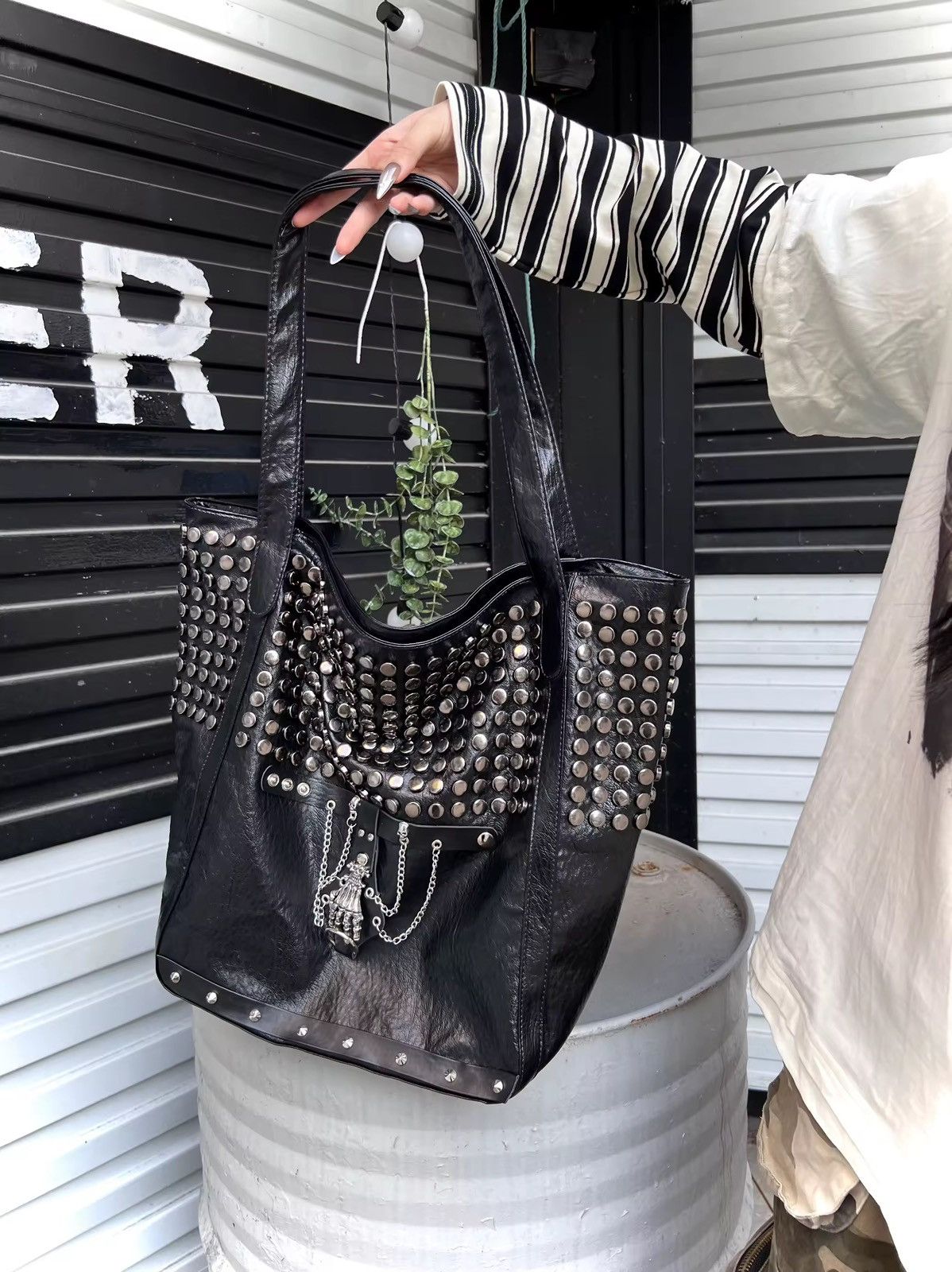Other Punk Gothic Rivets Pu Soft Leather Large Skull Unisex Bag Size ONE SIZE - 7 Thumbnail