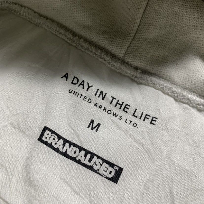 Japanese Brand BANSKY BRANDALISED FLOWER BOMBER UNITED ARROWS HOODIE Size US M / EU 48-50 / 2 - 6 Thumbnail