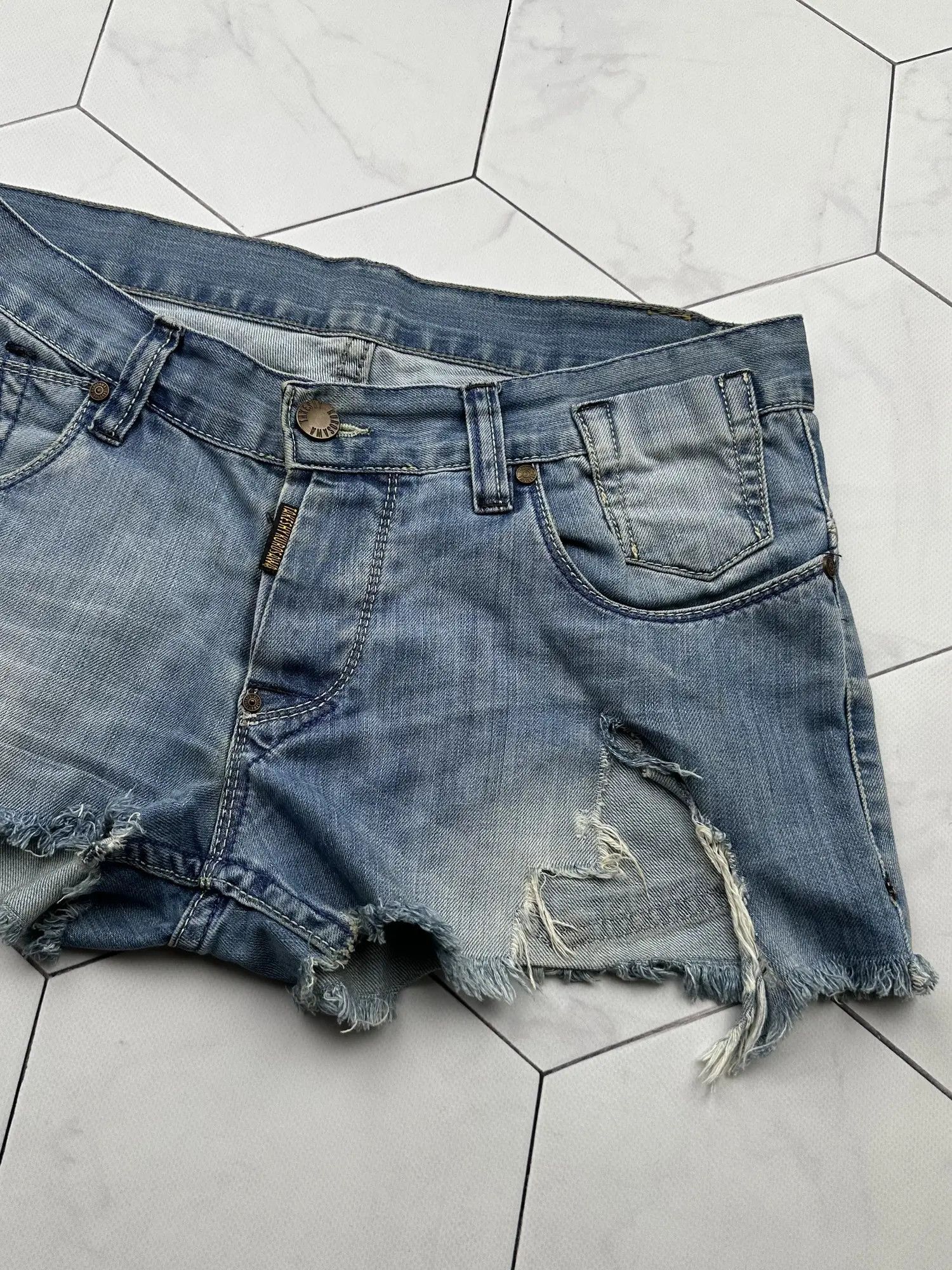 Takeshy Kurosawa Takeshy Kurosawa Vintage Mini Shorts (B133) Size US 32 / EU 48 - 3 Thumbnail