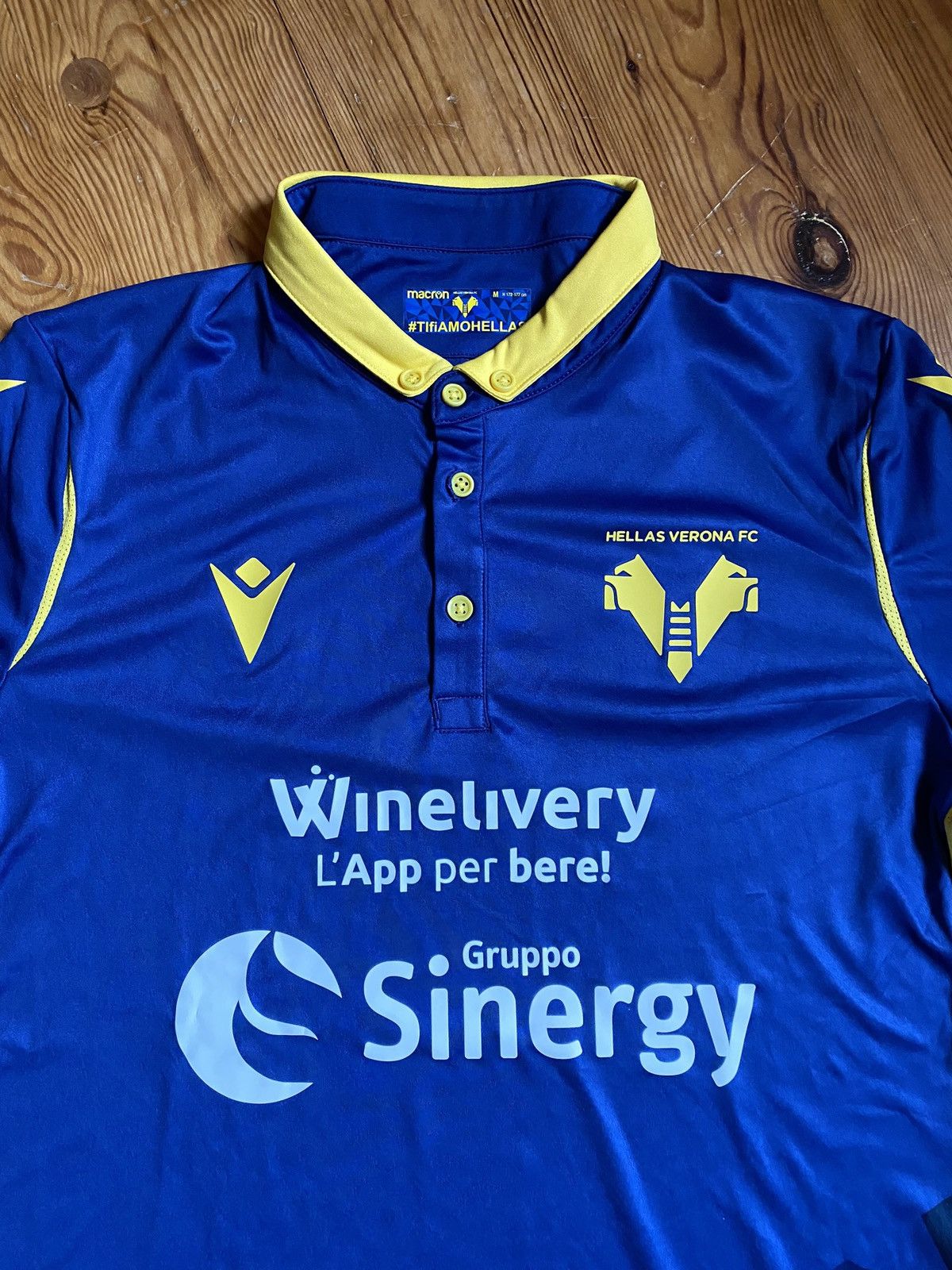 Macron Macron Hellas Verona 2020/2021 football jersey Size US M / EU 48-50 / 2 - 2 Thumbnail