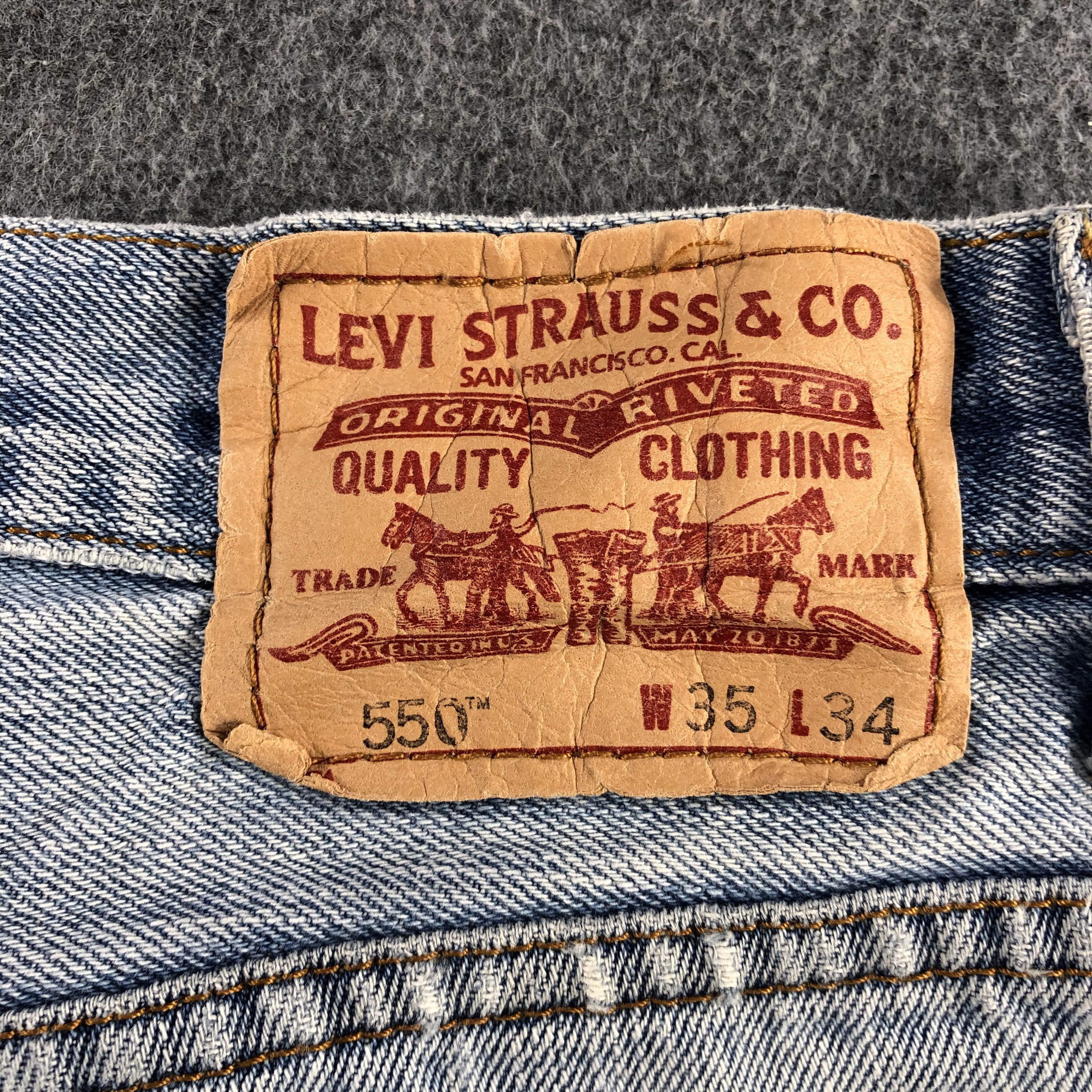 Levi's Vintage Blue Wash Levis 550 Jeans-J2338 Size US 35 - 5 Thumbnail