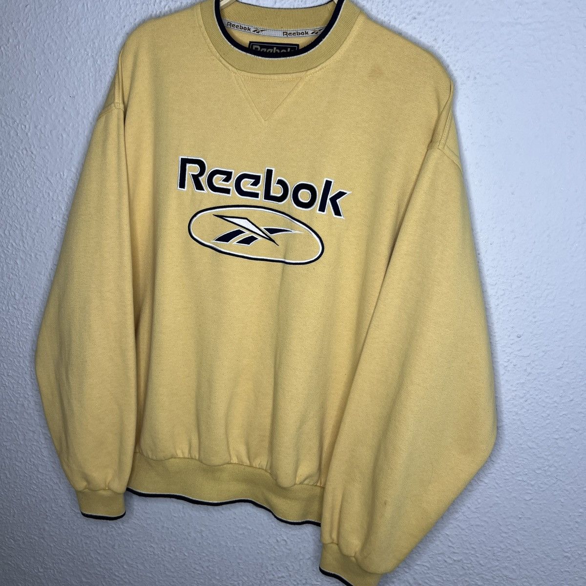 Reebok × Vintage 90s Vintage Reebok Crewneck Boxy Sweatshirt Embroidered logo Size US L / EU 52-54 / 3 - 3 Thumbnail