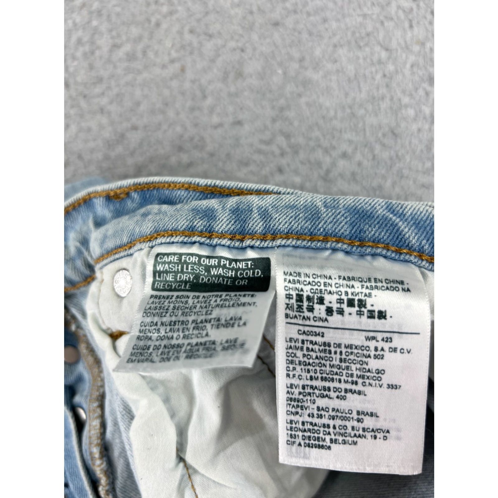 Levi's Levi's 501 Jeans Women's Blue Denim Skinny 32x25 Levi's 501 Series Retro Vintage-Style Button Fly Distressed Stretch Regular Five-Pocket Denim Pants Size 24" / US 00 / IT 34 - 7 Thumbnail
