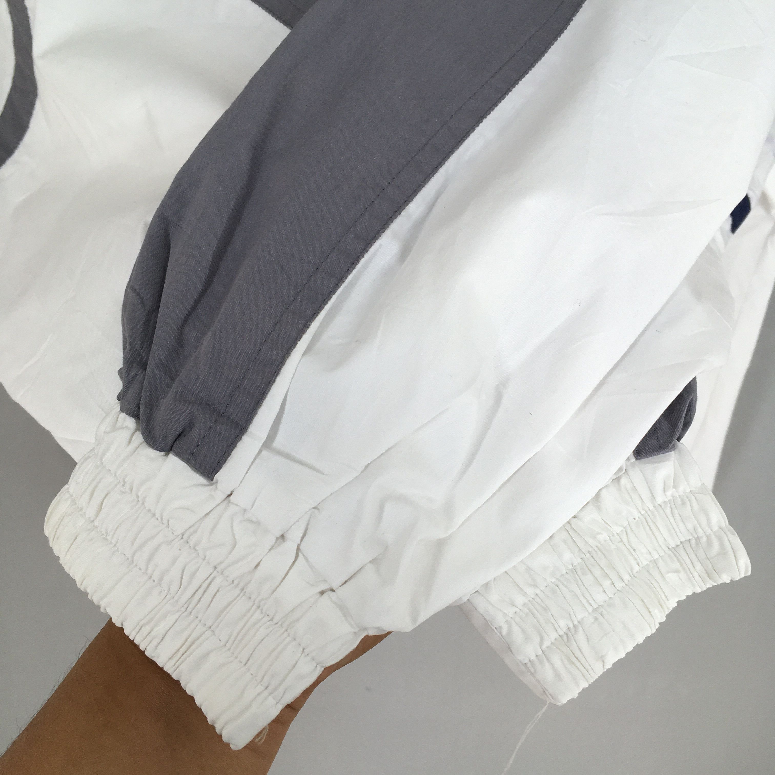 Sergio Tacchini Vintage Sergio Tacchini Windbreaker White Jacket Medium Size US M / EU 48-50 / 2 - 9 Thumbnail