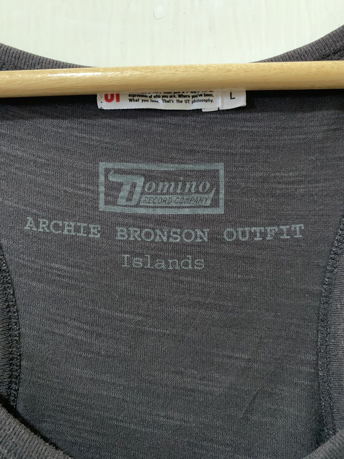 Uniqlo 🔥VINTAGE ARCHIE BRONSON BAND TANK TOP UNIQLO JAPAN Size US L / EU 52-54 / 3 - 6 Thumbnail