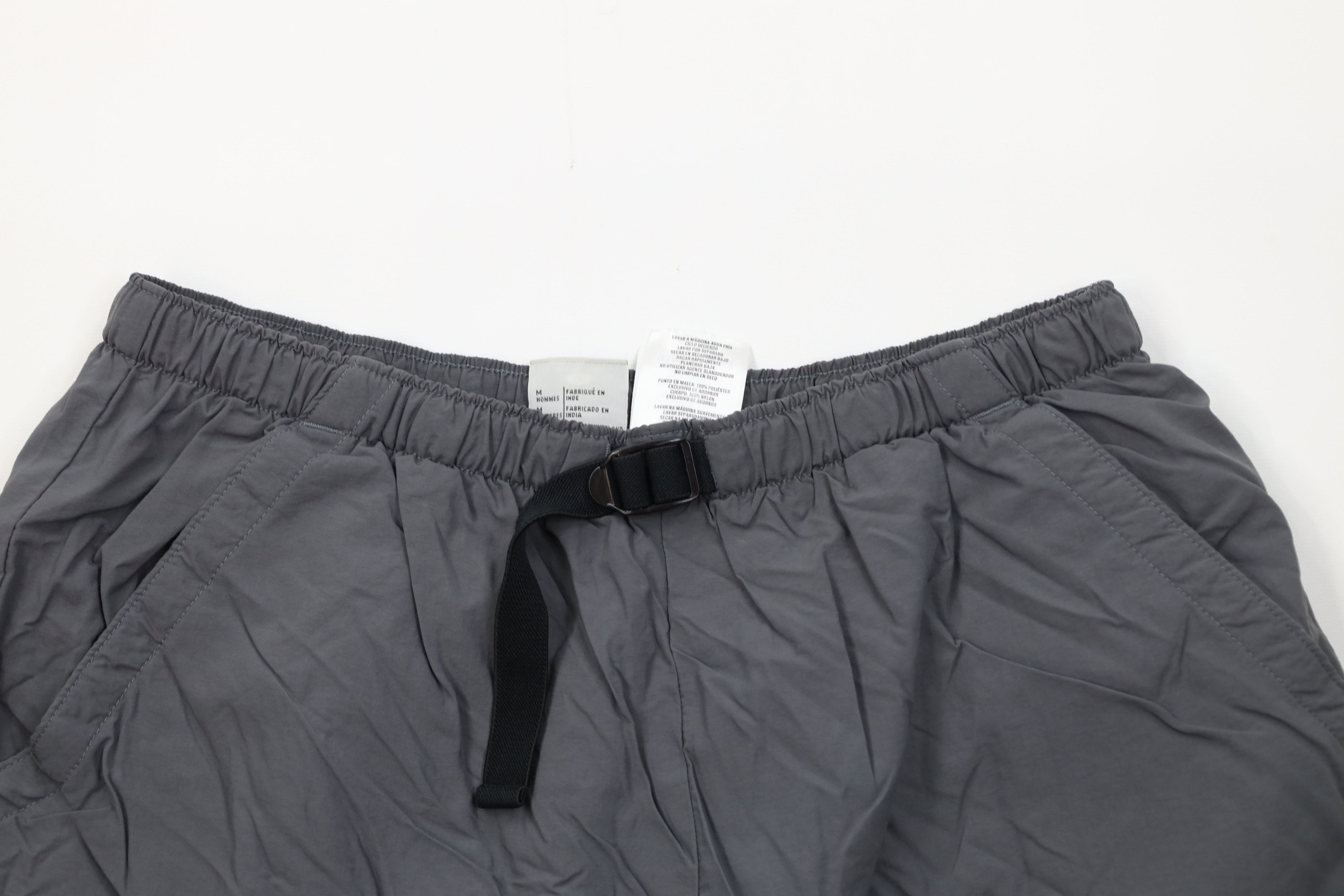 Columbia Vintage Y2K Columbia Lined Above Knee Cargo Shorts Gray Size US 32 / EU 48 - 2 Thumbnail