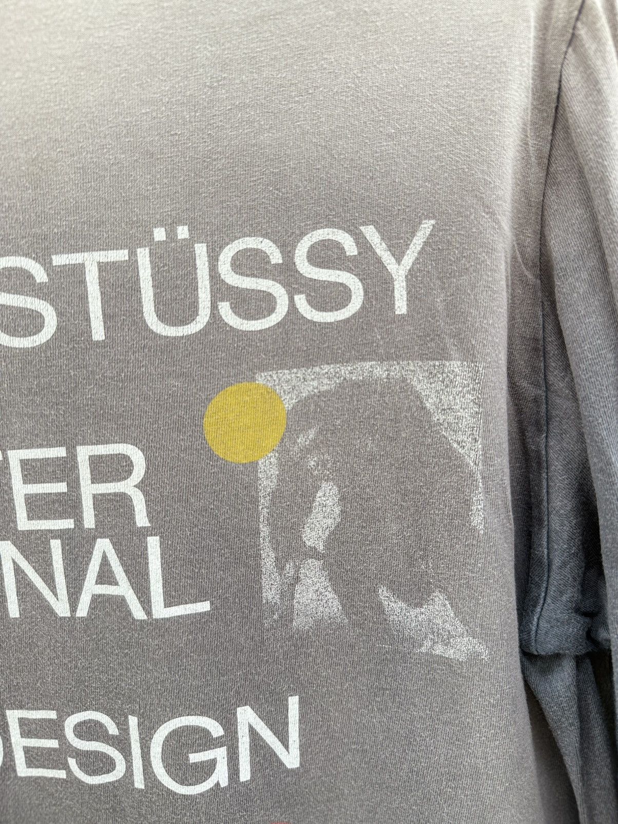 Stussy Thrashed Stussy International Design Corporation Sun Faded T Size US M / EU 48-50 / 2 - 5 Thumbnail