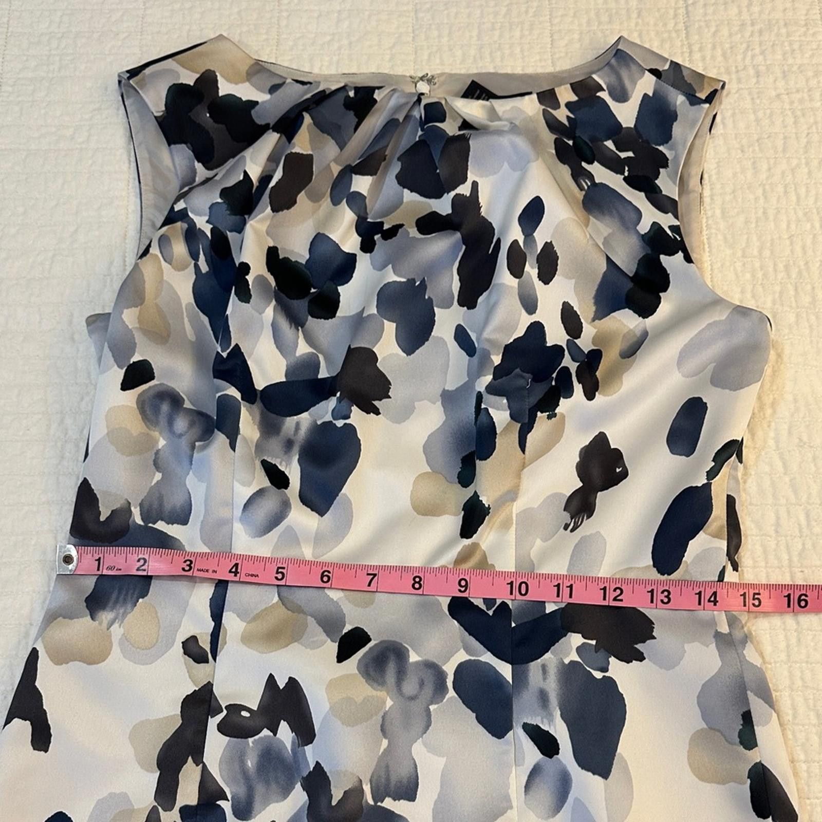 Ann Taylor Ann Taylor sz 4 Silk like Sleeveless Dress midi EUC Size S / US 4 / IT 40 - 6 Thumbnail