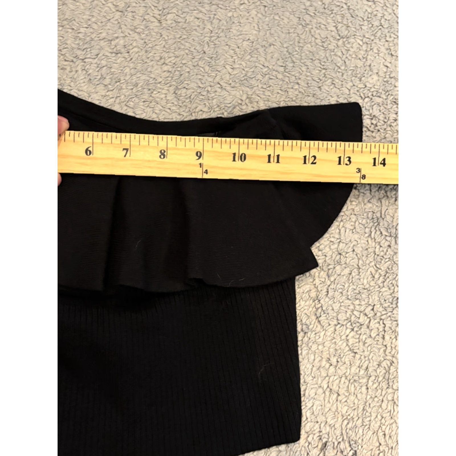 Express VINTAGE Express Top Womens Small Black One Shoulder Asymmetrical Crop Ruffle Cocktail Size S / US 4 / IT 40 - 3 Thumbnail