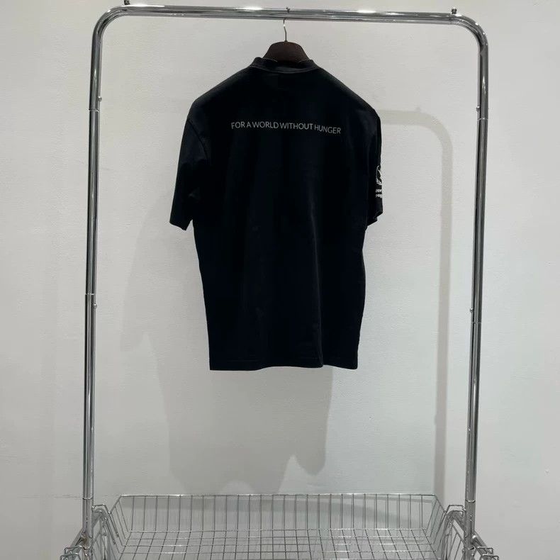 Balenciaga Balenciaga WFP letter short sleeve Size US XXS / EU 40 - 2 Thumbnail