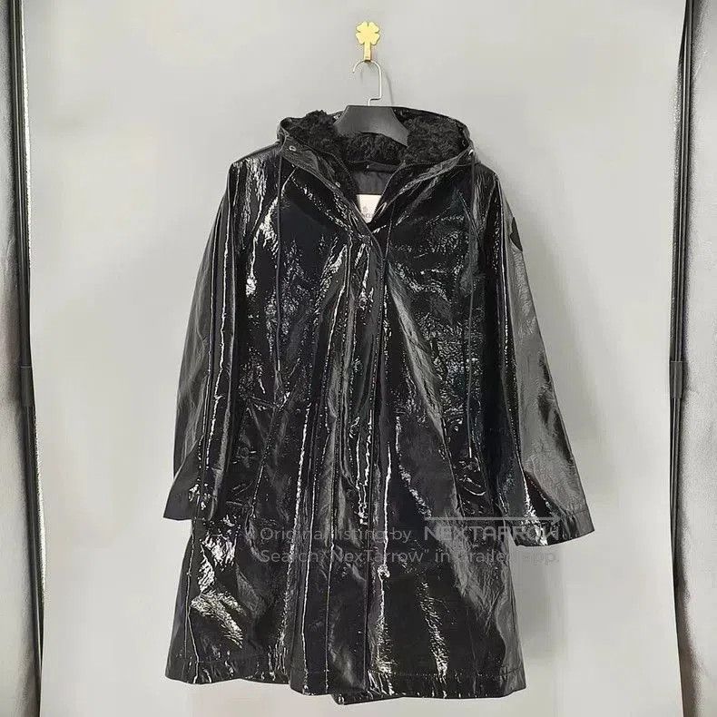 Moncler Moncler Patent Leather Down Coat. Size US XS / EU 42 / 0 - 1 Thumbnail