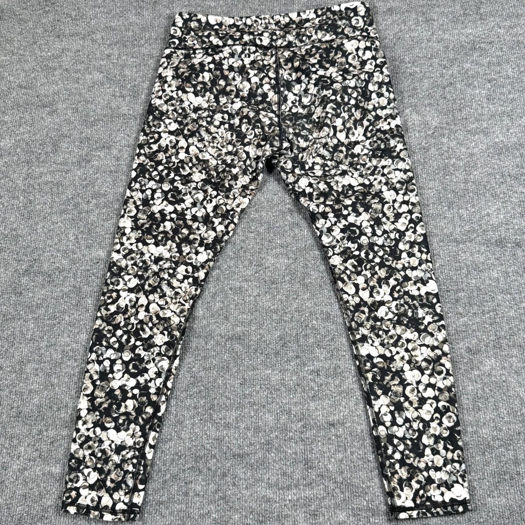 Fabletics Fabletics Leggings Womens Medium Black White Abstract Print High Rise Yoga Pants Size 32" / US 10 / IT 46 - 3 Thumbnail