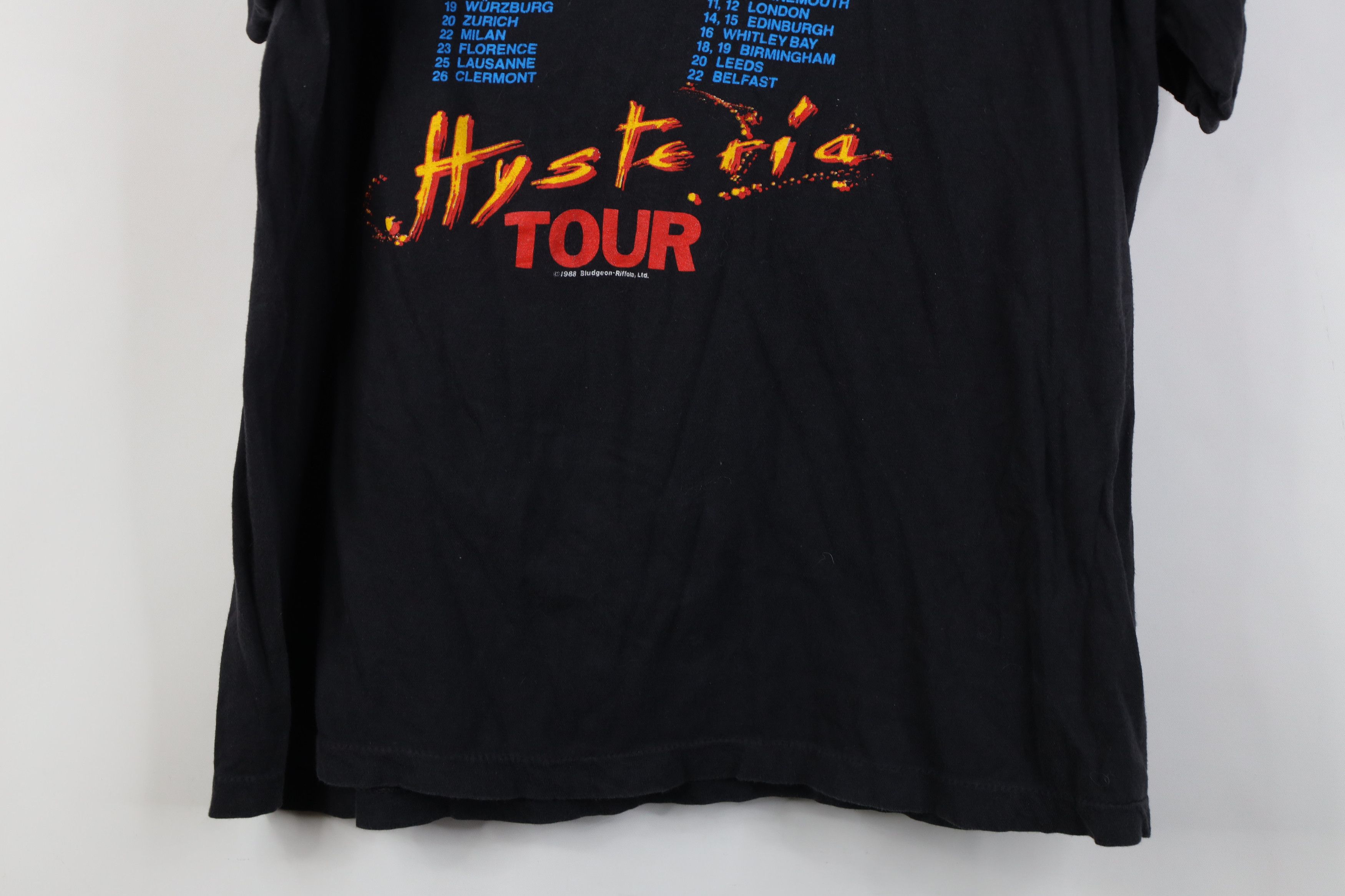 Vintage Vintage 80s Tour Def Leppard Band Short Sleeve T-Shirt Size US M / EU 48-50 / 2 - 16 Thumbnail