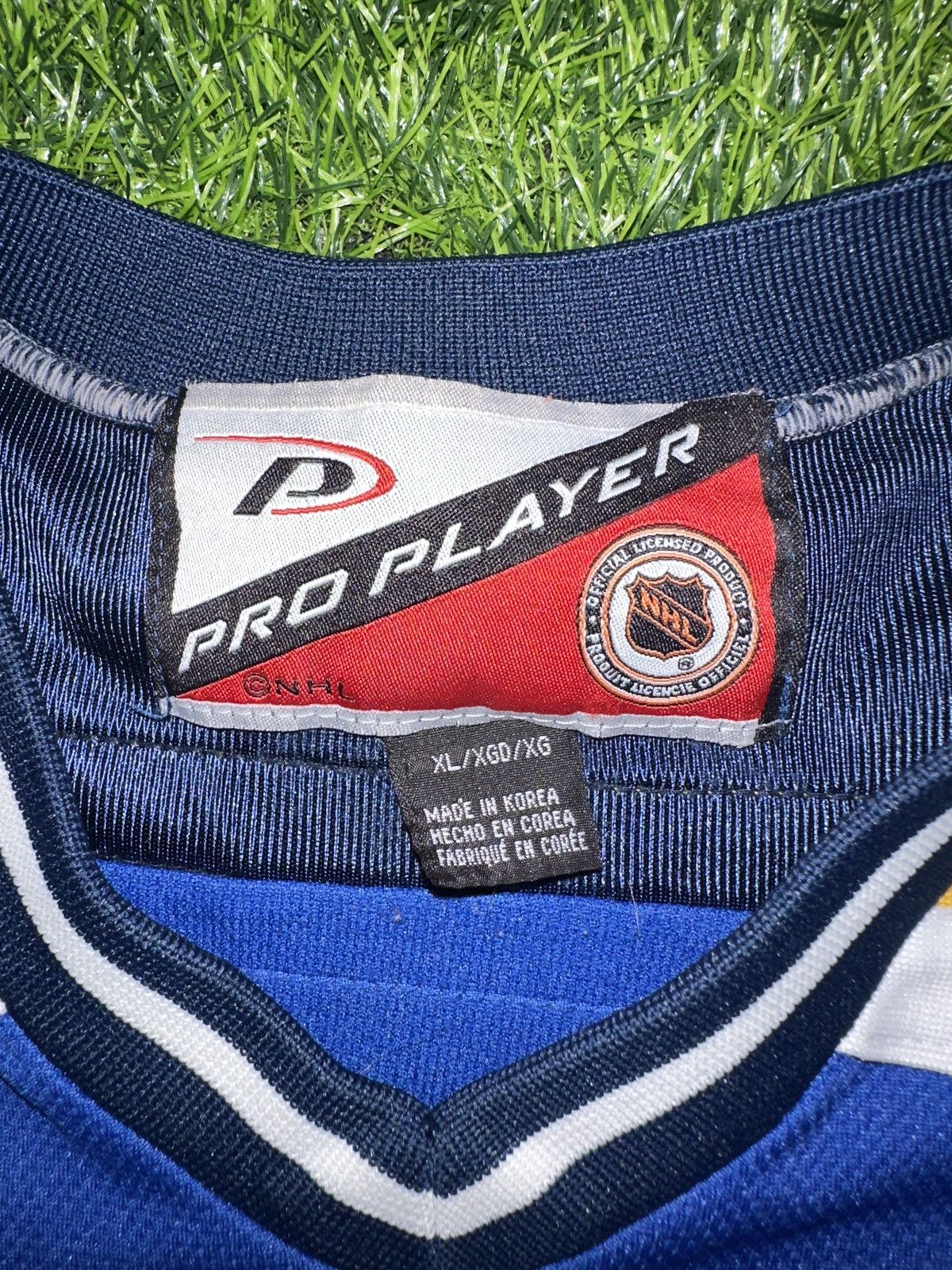 Pro Player Vintage pro player nhl st louis blues jersey size XL Size US XL / EU 56 / 4 - 4 Thumbnail