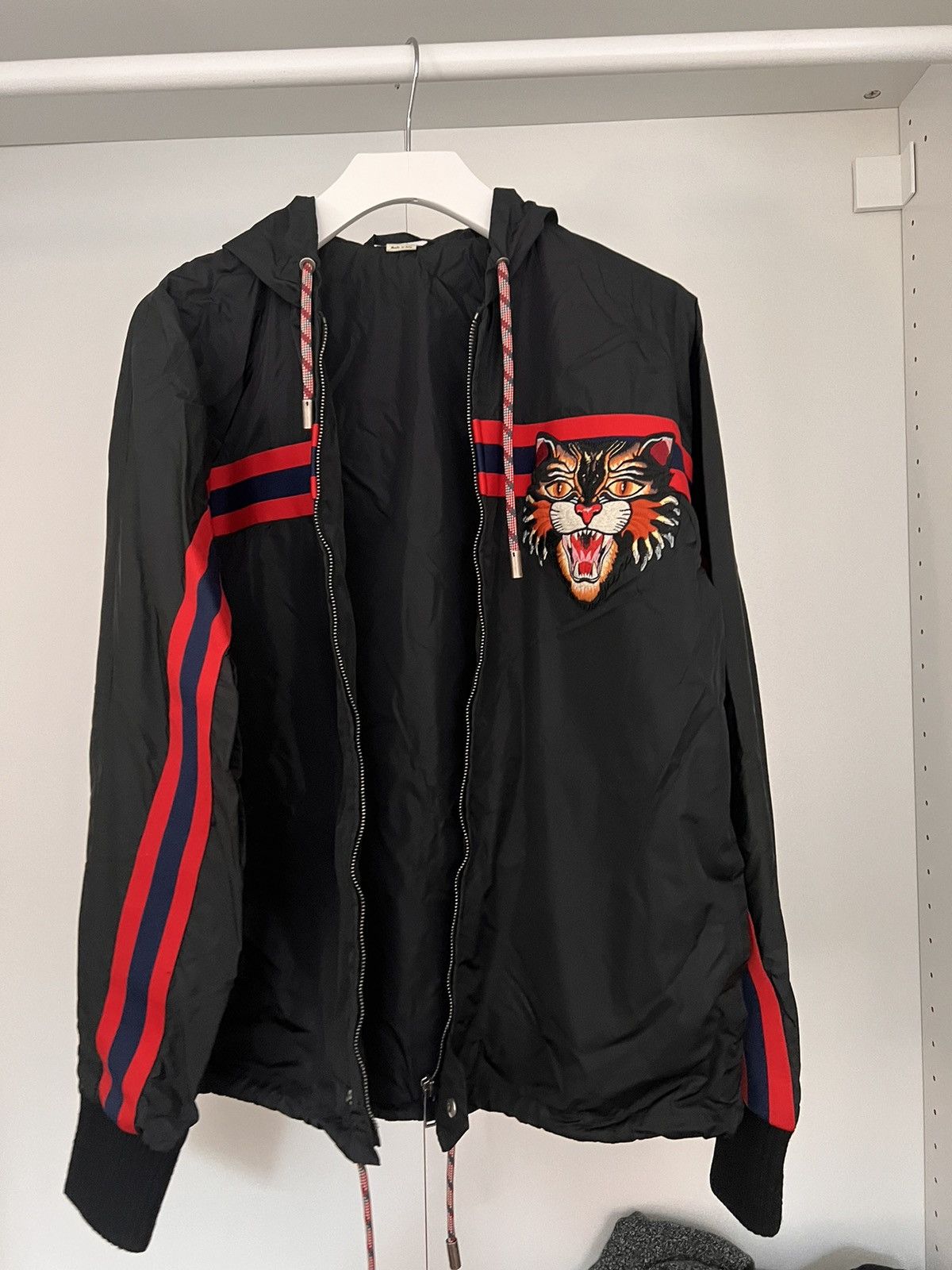 image of Gucci Tiger Embroidered Windbreaker Black Light Jacket, Men's (Size Small)