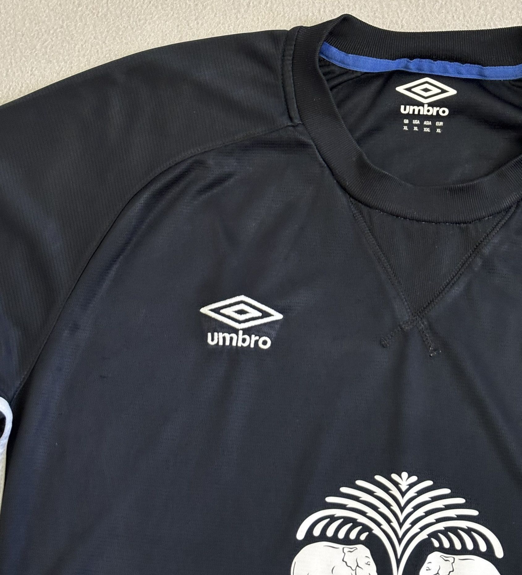 Umbro Everton FC 2014/2015 Umbro Football Jersey Size XL Size US XL / EU 56 / 4 - 6 Thumbnail