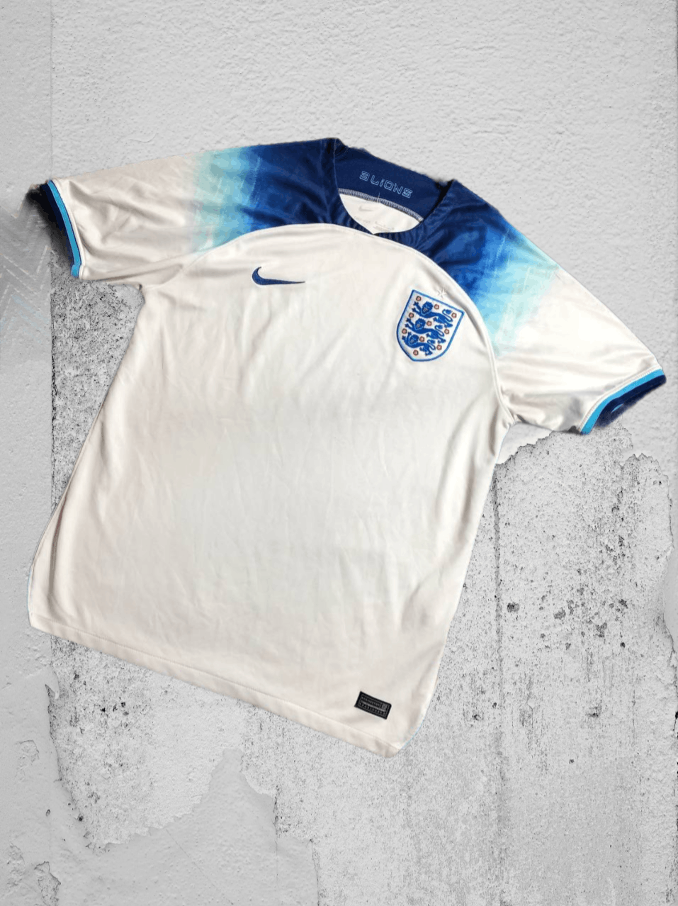 Nike × Vintage 90s Nike Central Swoosh Vintage Y2K Oversized Retro T-Shirt Size US XXL / EU 58 / 5 - 1 Thumbnail