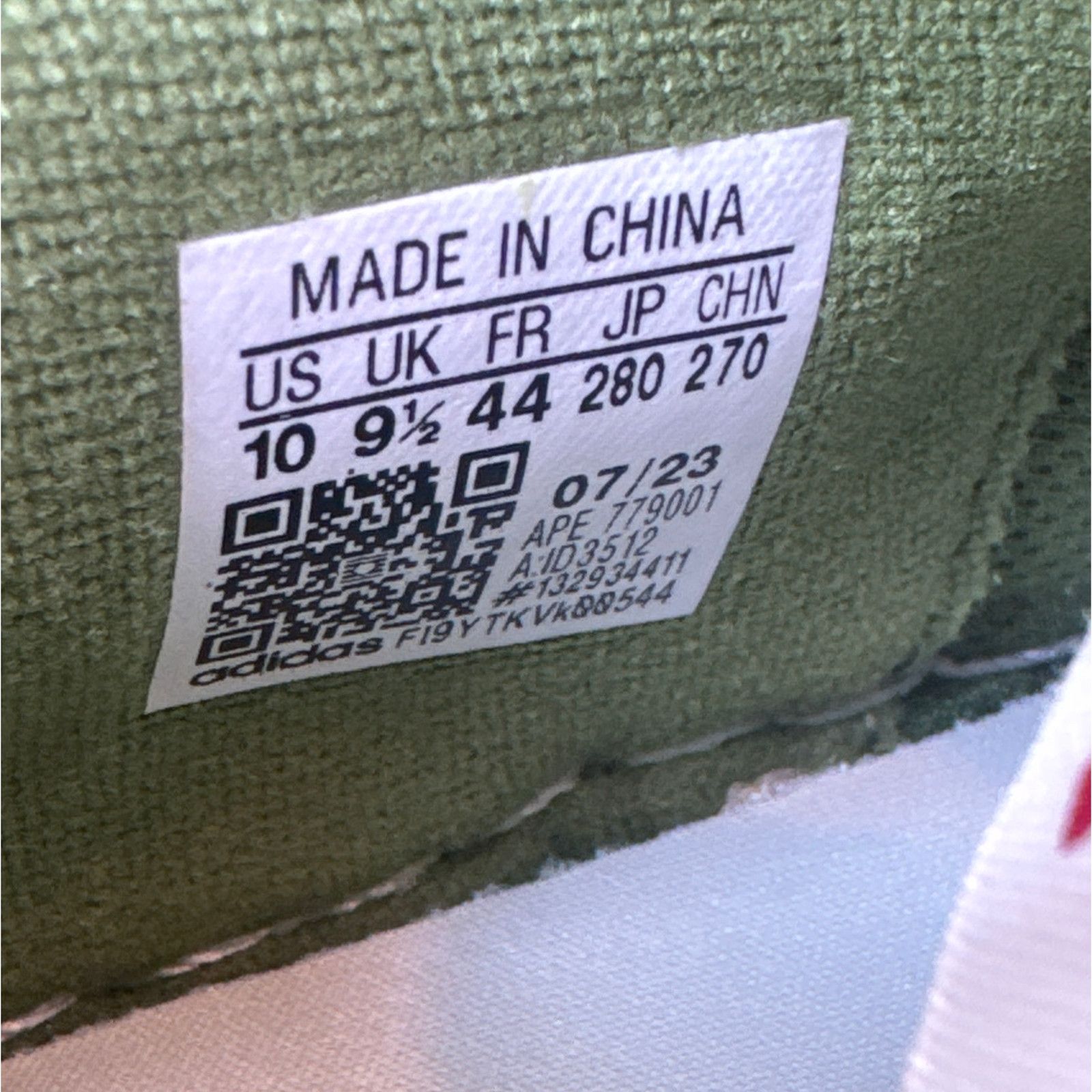 Adidas Adidas Forum Low x The Grinch Cream White Shoes M 10/W 11 Size US 10 / EU 43 - 10 Thumbnail