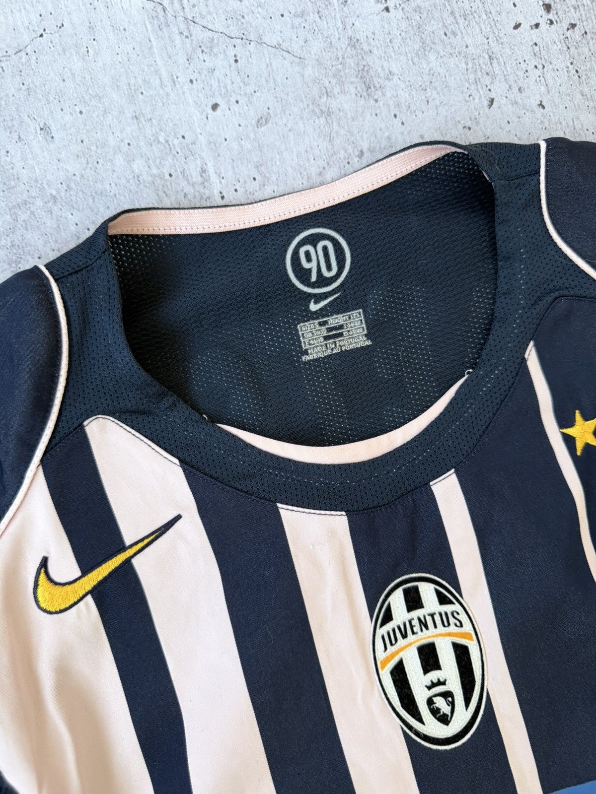 Nike × Vintage Nike Juventus Vintage 2004/2005 Third Jersey Size US S / EU 44-46 / 1 - 7 Thumbnail