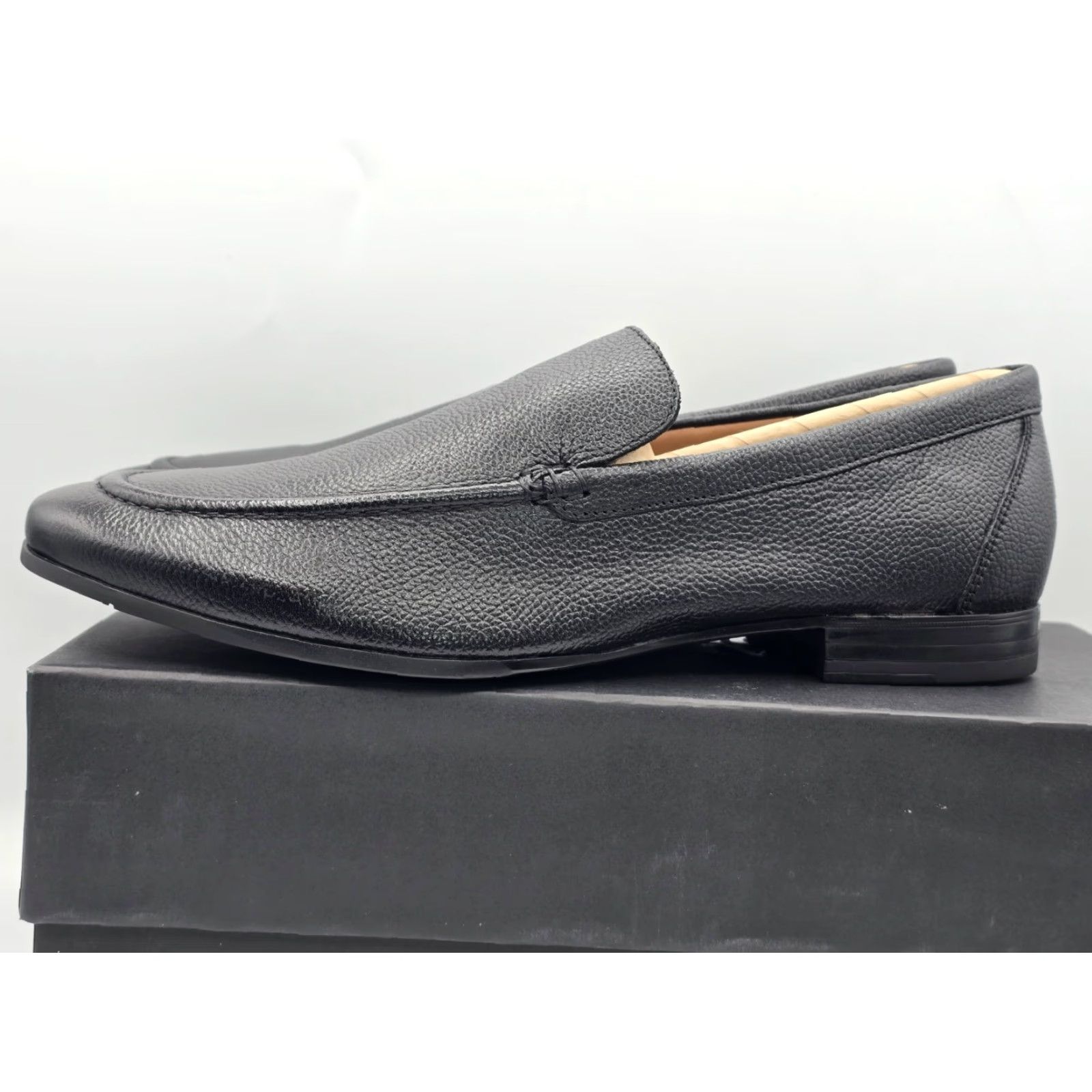 Allen Edmonds Allen Edmonds Lennox Leather Black Slip On Loafer Men's 8D Dress Shoes Size US 8 / EU 41 - 4 Thumbnail