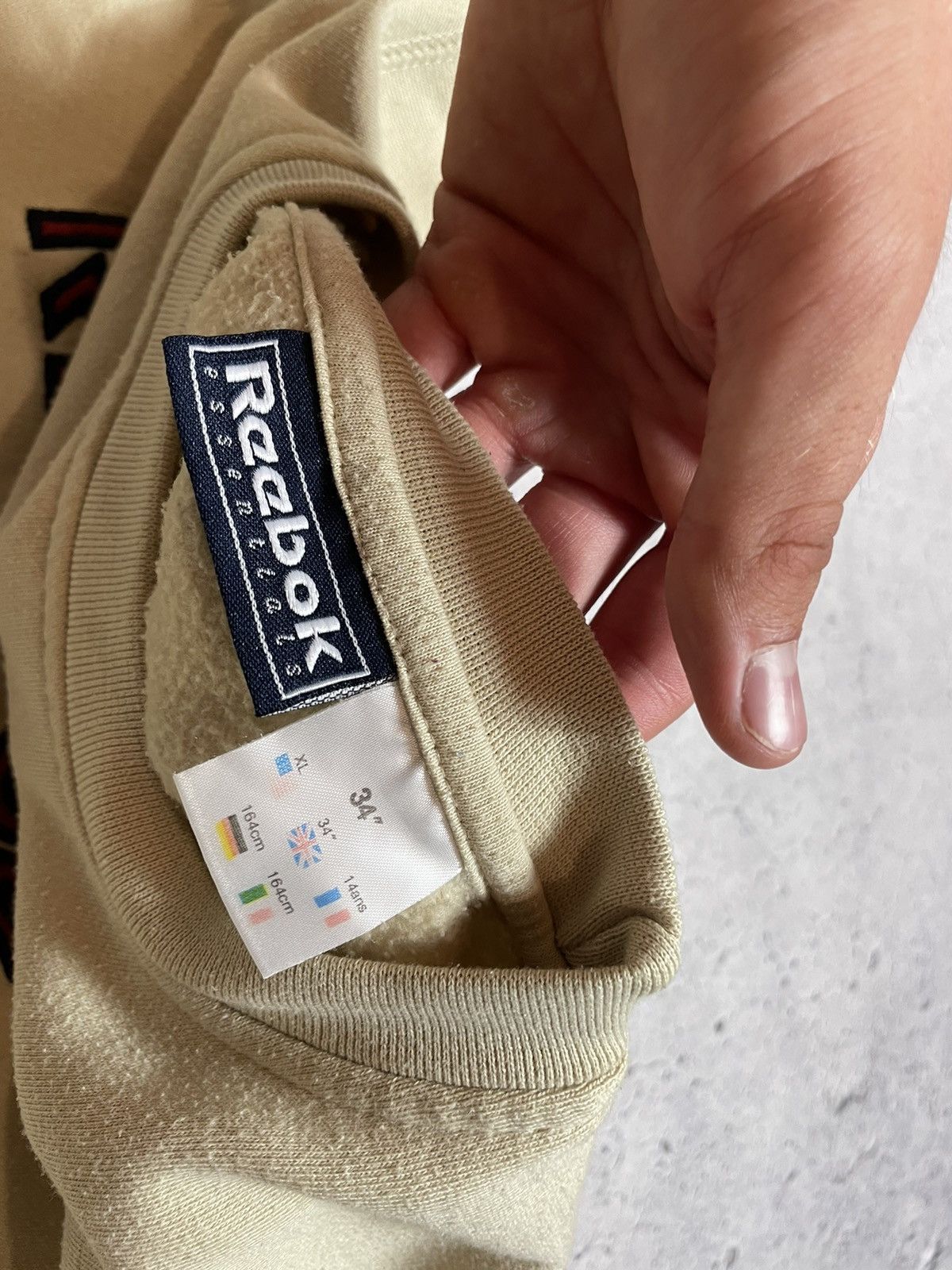 Reebok Vintage Cream Baggy Reebok Big Logo Sweatshirt Y2K Size US M / EU 48-50 / 2 - 6 Thumbnail