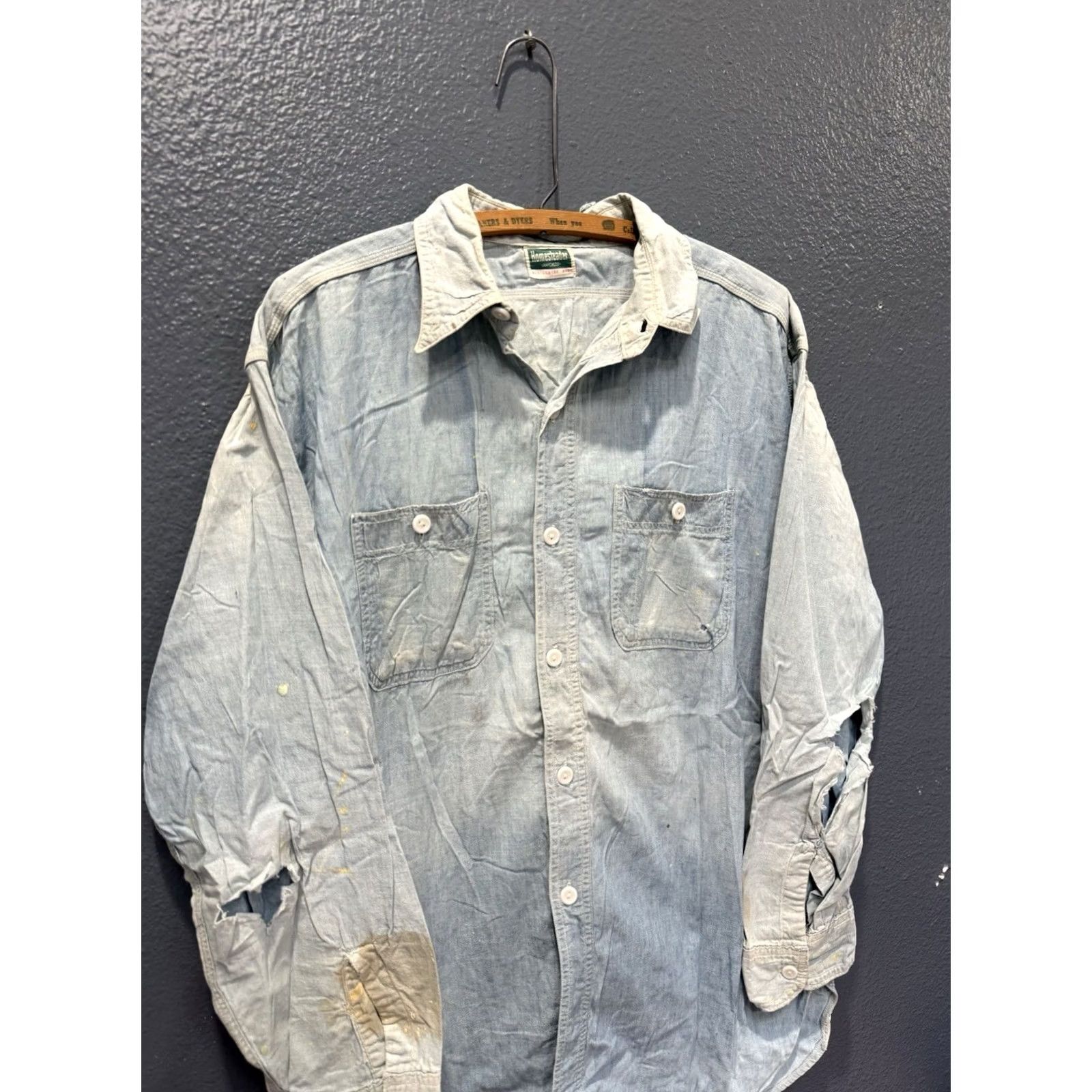 Vintage VINTAGE Homesteader Shirt Mens Large 1940s Chambray Cotton Sanforized Distressed Button Up Size US L / EU 52-54 / 3 - 2 Thumbnail