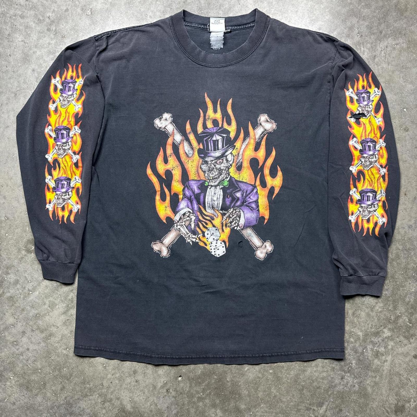 Other Six Flags Vodoo Skull Faded Flame Long Sleeves 90s T-Shirt Size L / US 10 / IT 46 - 1 Thumbnail