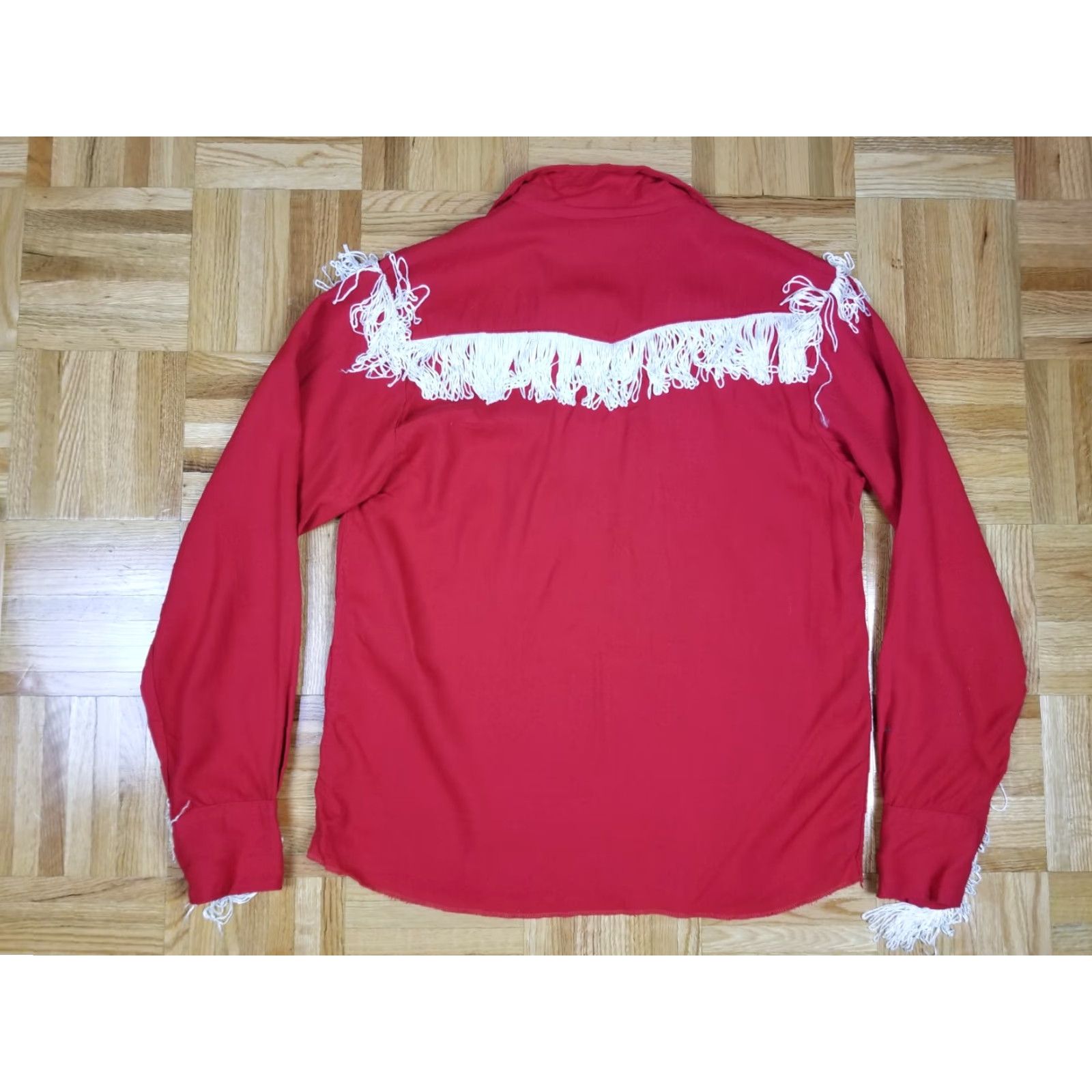 Vintage VINTAGE WESTERN RANCHER RED RAYON COWBOY SHIRT SZ 16 Mens Button-Up Long Sleeve Cotton 40s 50s 23 INCH SHORE TO CUFF Size US L / EU 52-54 / 3 - 8 Thumbnail