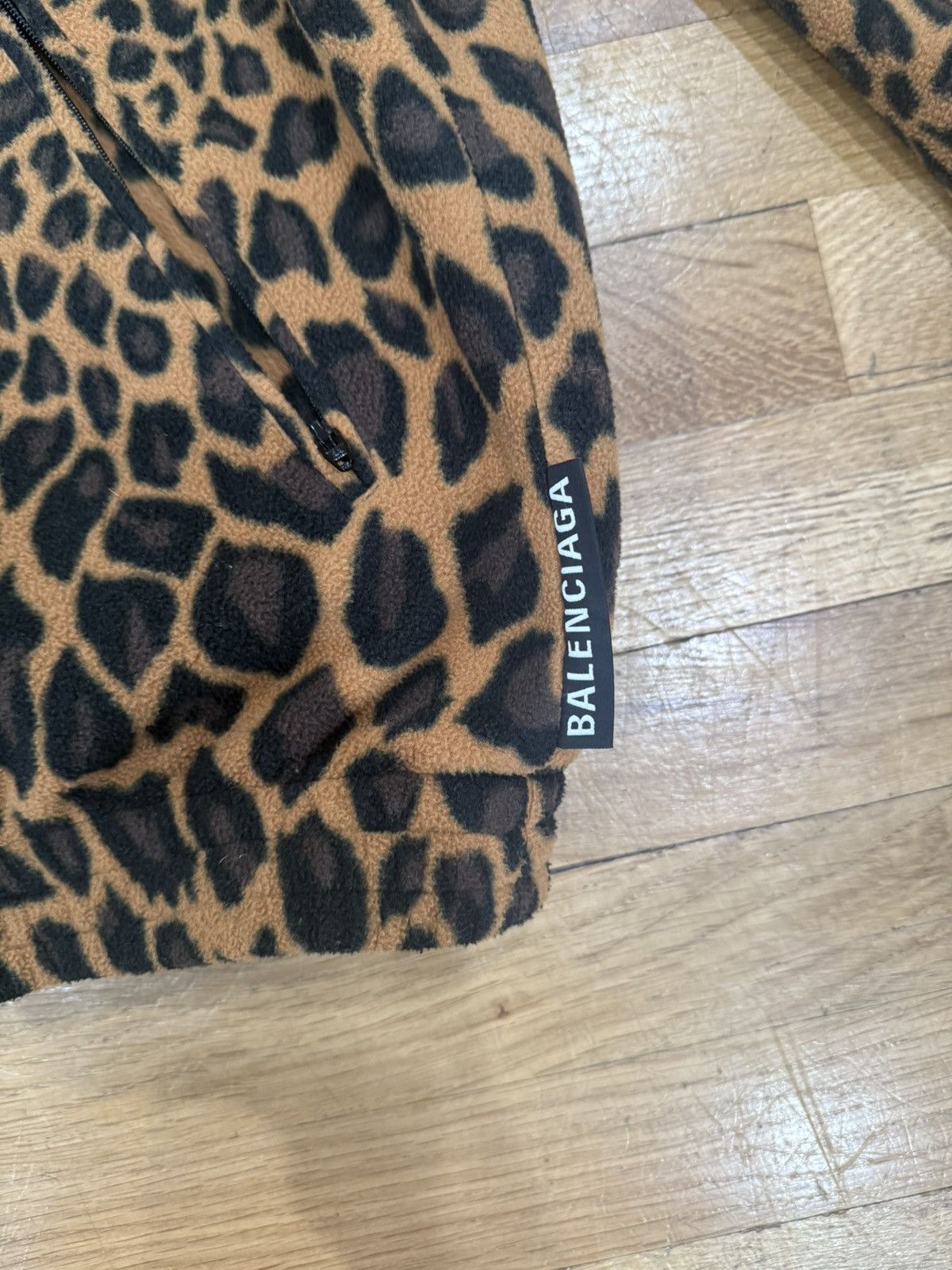 Balenciaga Balenciaga 2021 Leopard Fleece Size US L / EU 52-54 / 3 - 3 Thumbnail