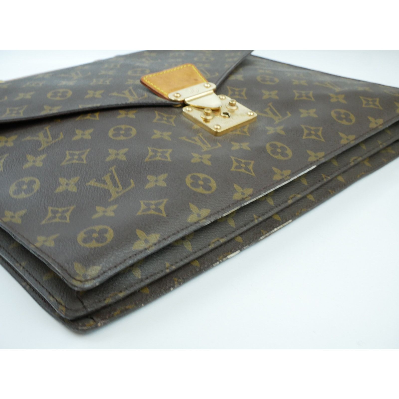 Louis Vuitton Louis Vuitton Monogram Porte-Documents Handbag Size ONE SIZE - 4 Thumbnail