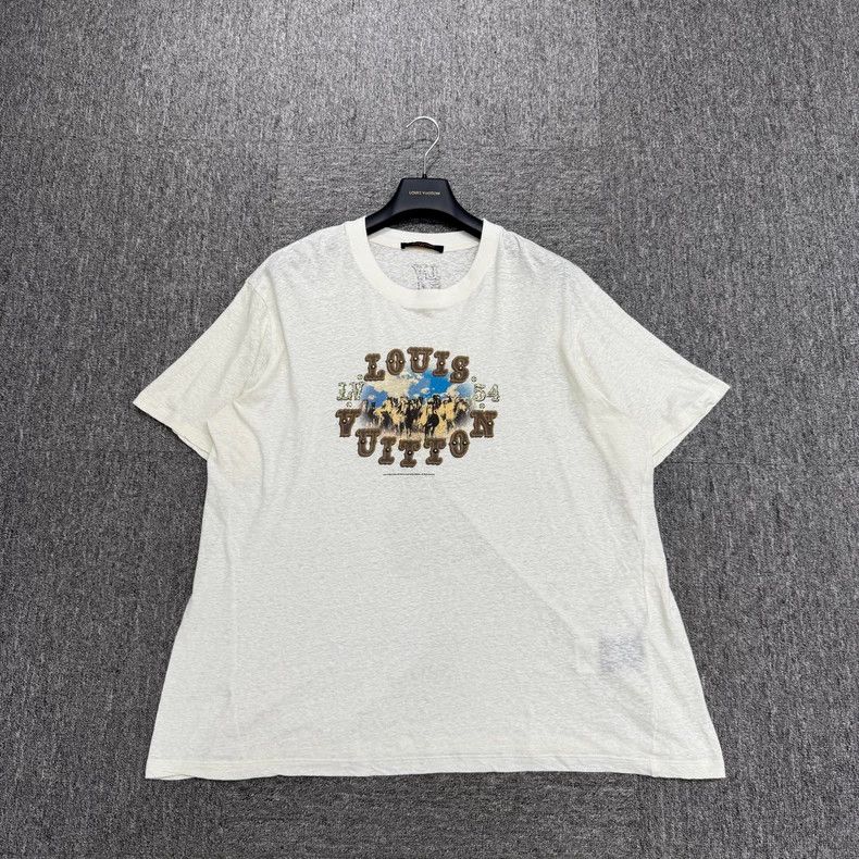 Louis Vuitton Louis Vuitton Crystal Studded Letter T-Shirt Size US XL / EU 56 / 4 - 1 Thumbnail