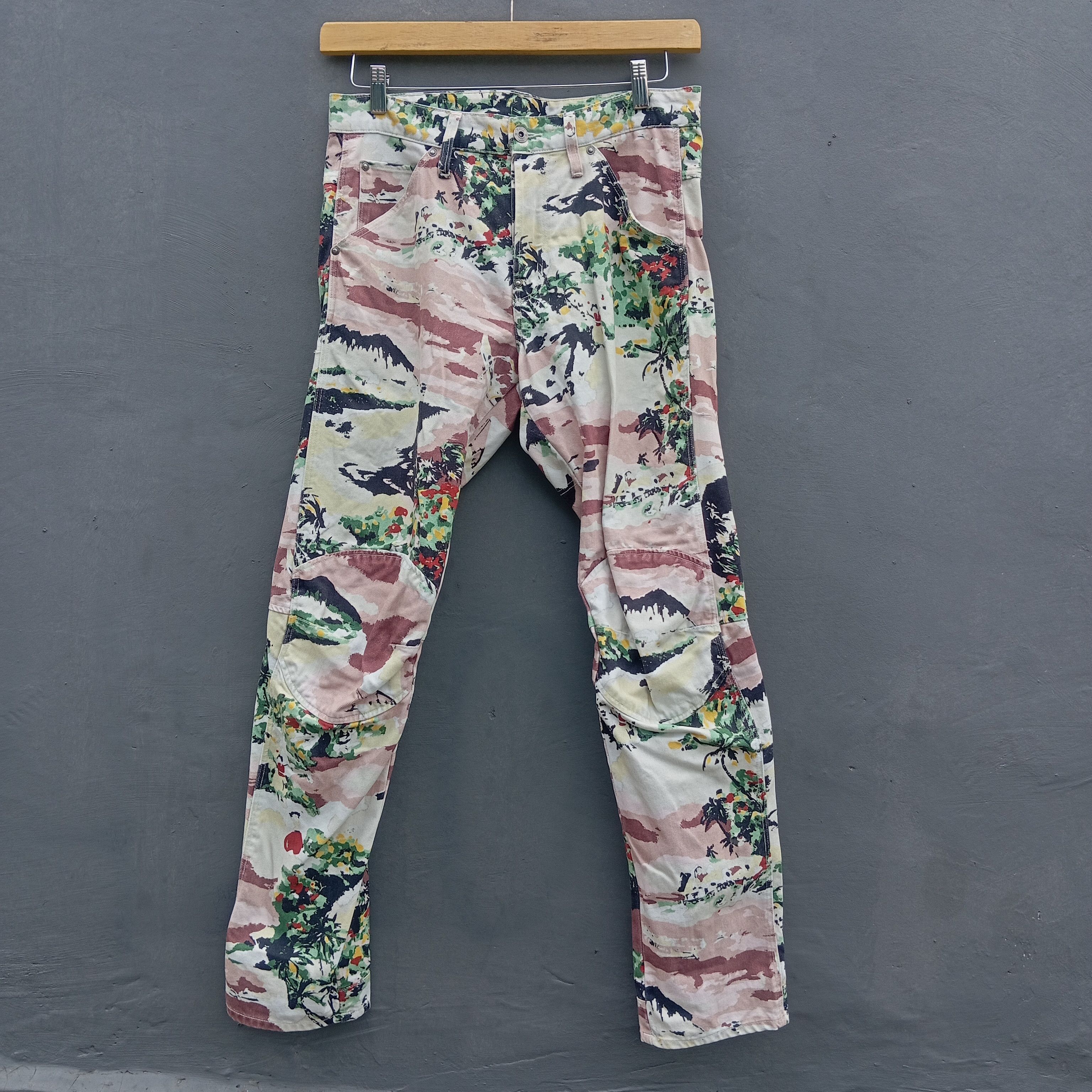 G-Star × Pharrell G star elwood 5622 3D tapered trousers Size US 30 / EU 46 - 1 Thumbnail